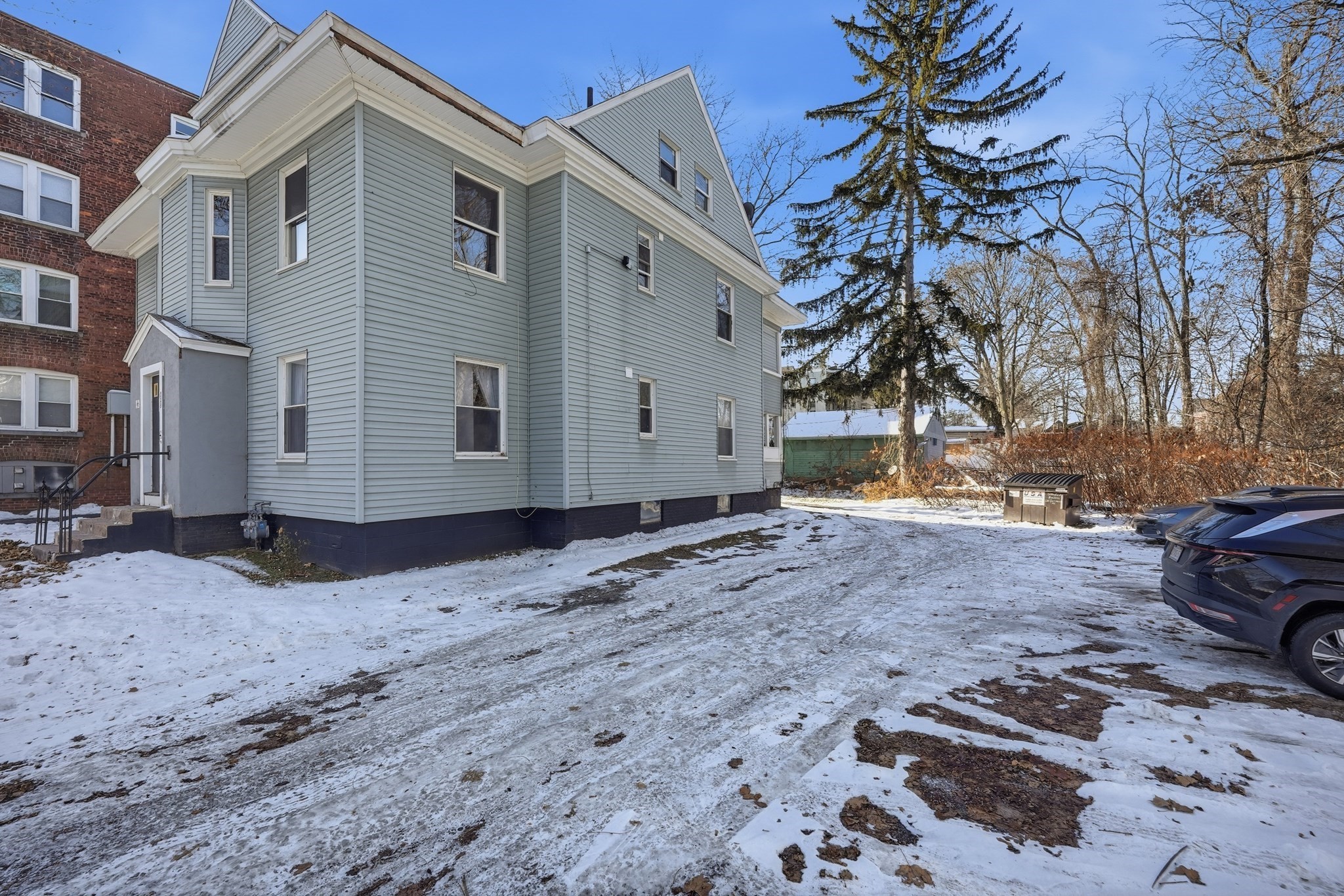226 Fort Pleasant Ave, Springfield, MA 01108 - Image 3
