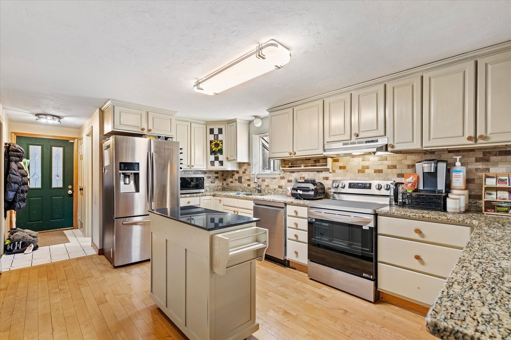 369 Cooper Rd, Northbridge, MA 01534 - Image 13