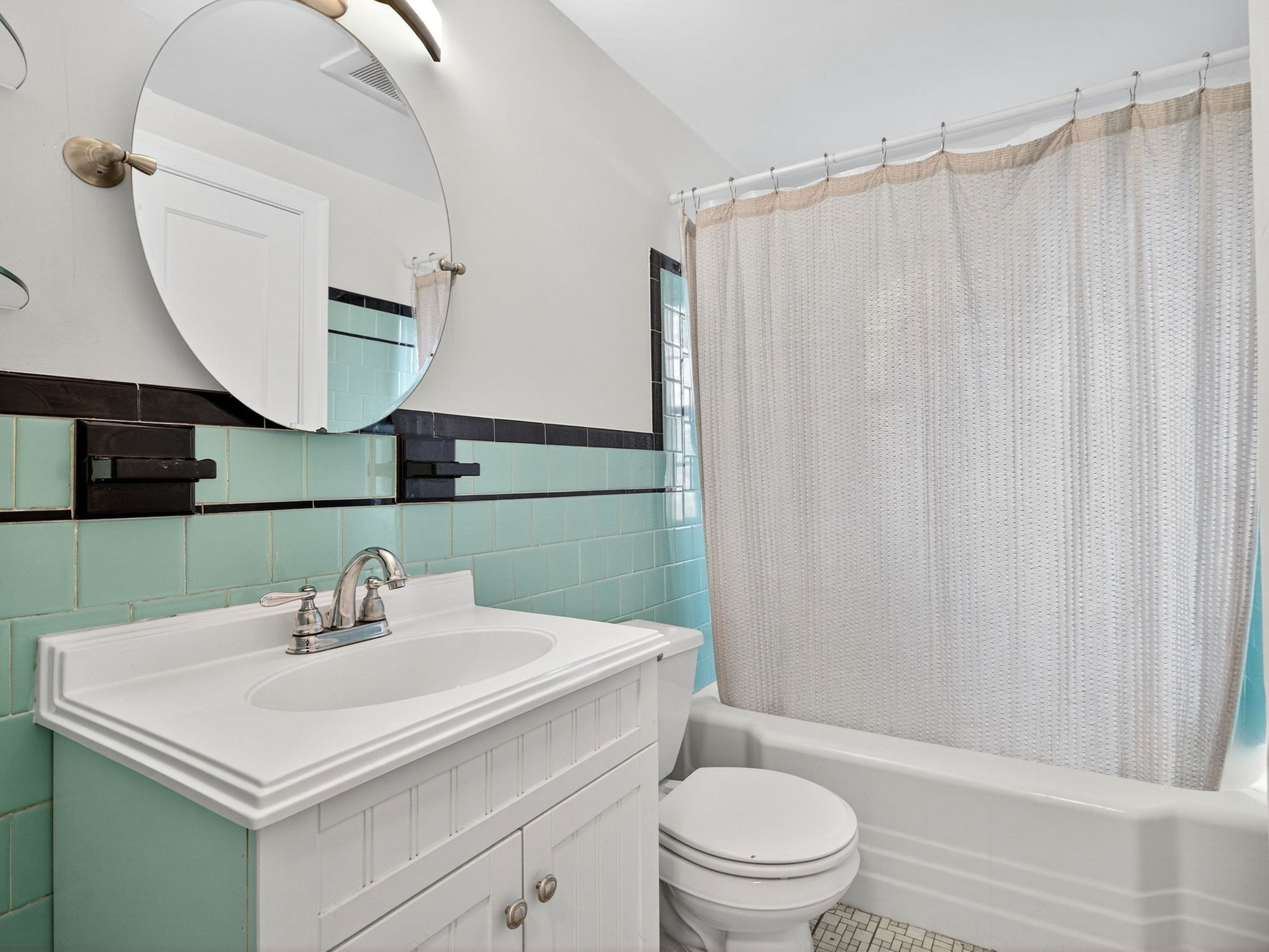 37 Pine St, Bedford, MA 01730 - Image 13