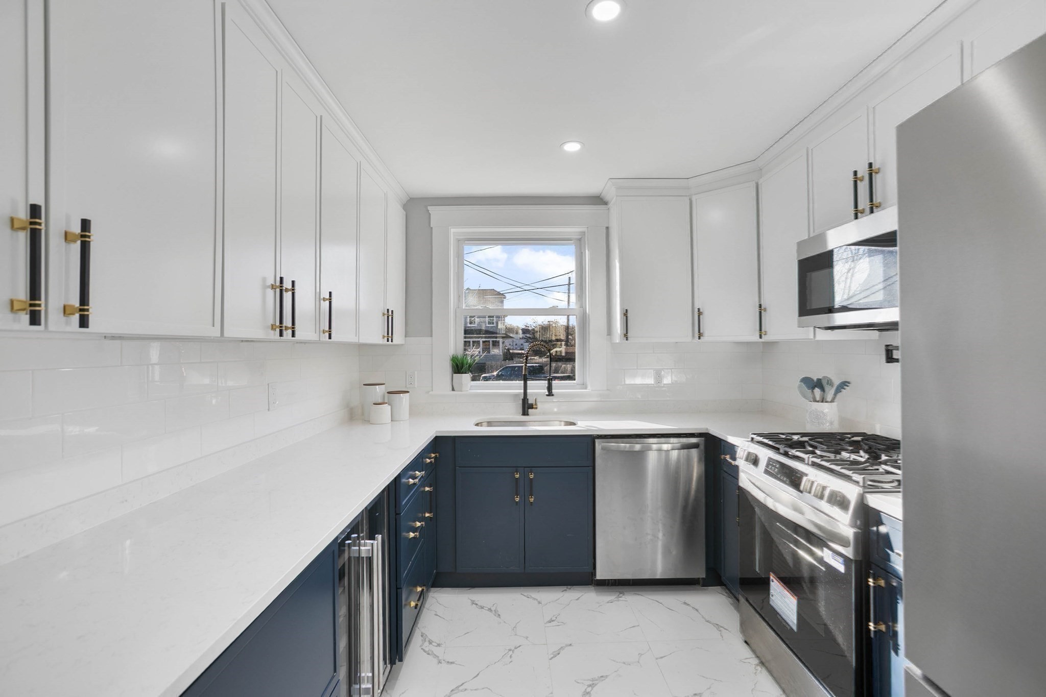 29 Lake View Place, Lynn, MA 01904 - Image 7