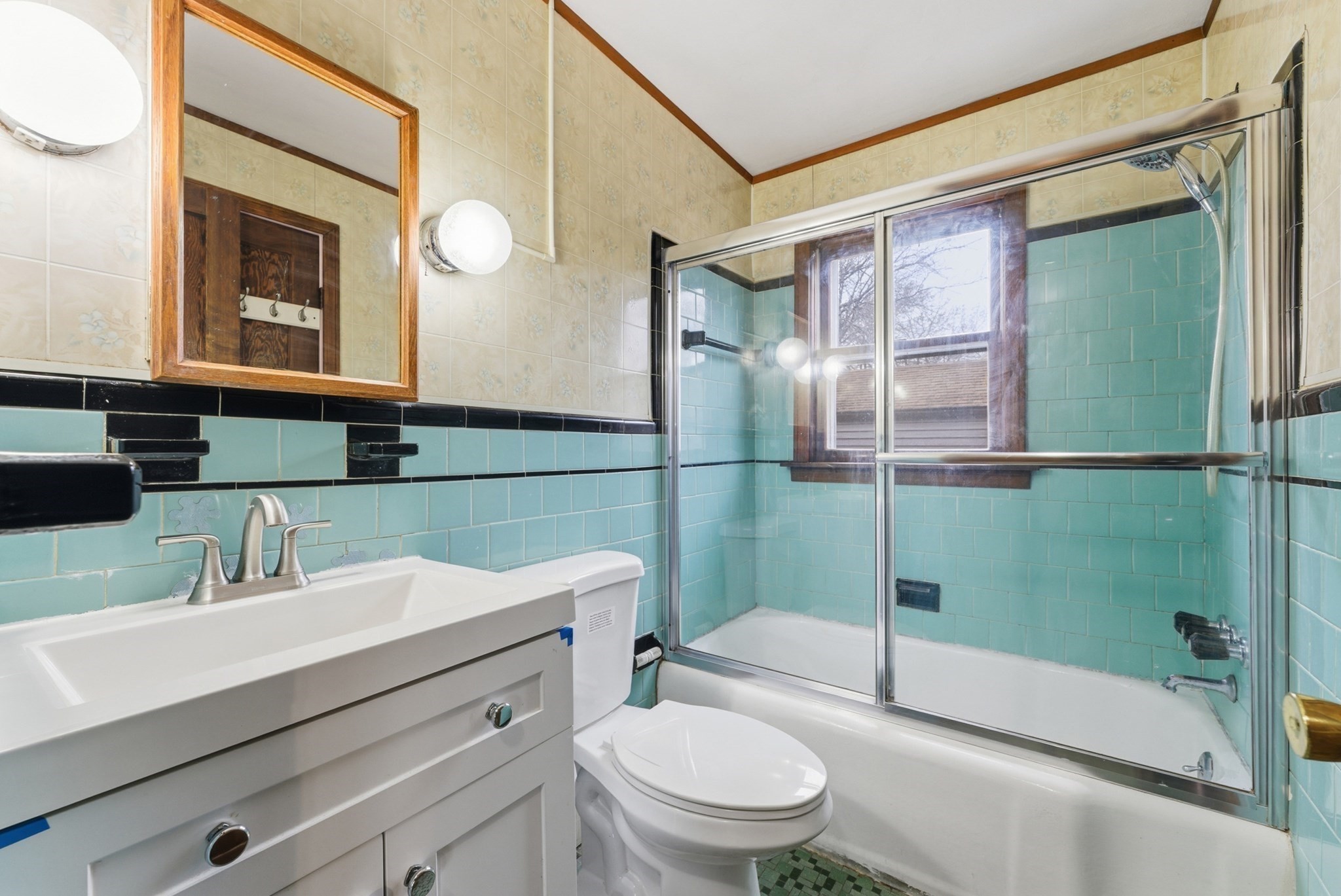 41 Susan Ave, South Hadley, MA 01075 - Image 14