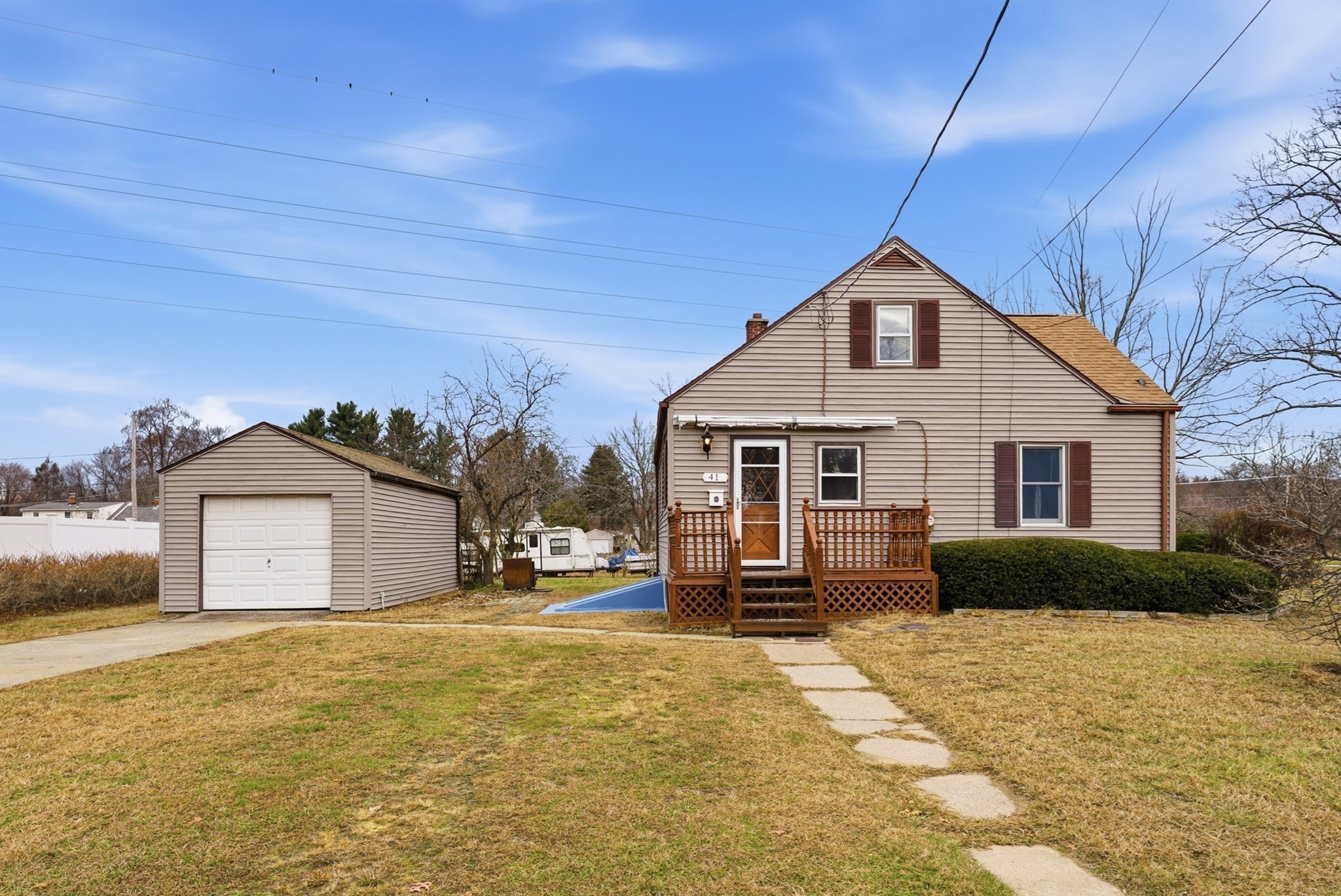 41 Susan Ave, South Hadley, MA 01075 - Image 3