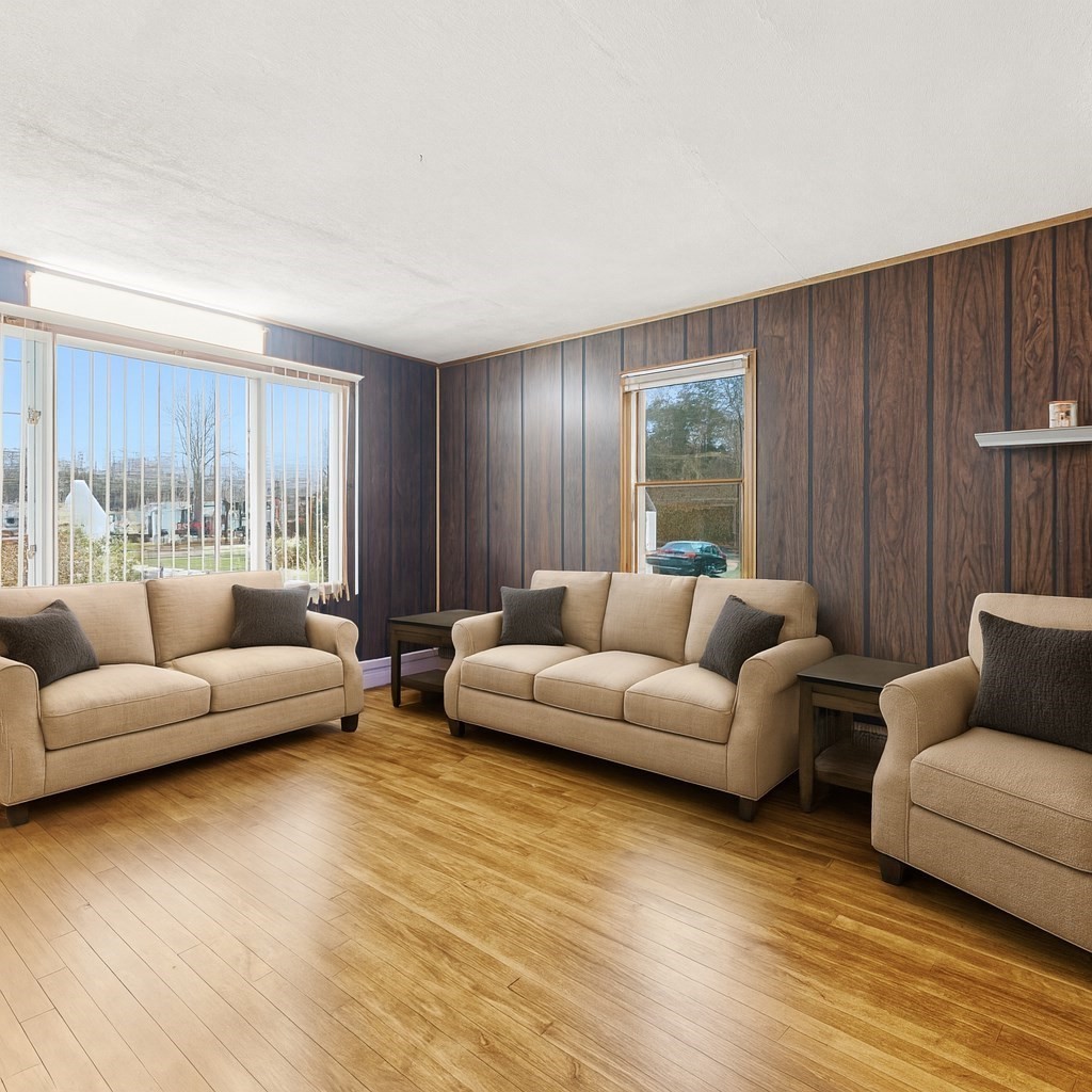 41 Susan Ave, South Hadley, MA 01075 - Image 8