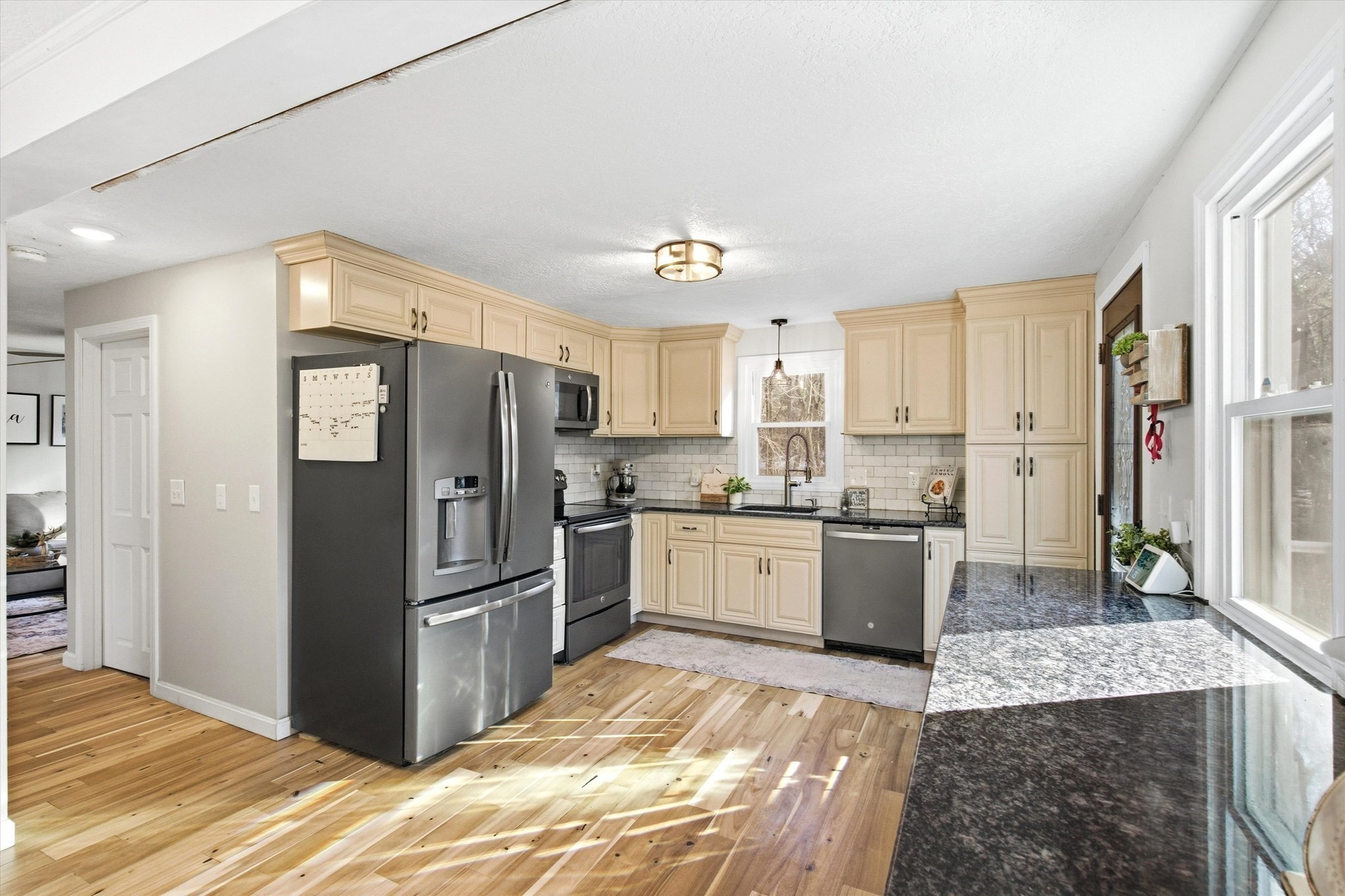 557 Fowler Rd, Northbridge, MA 01534 - Image 10