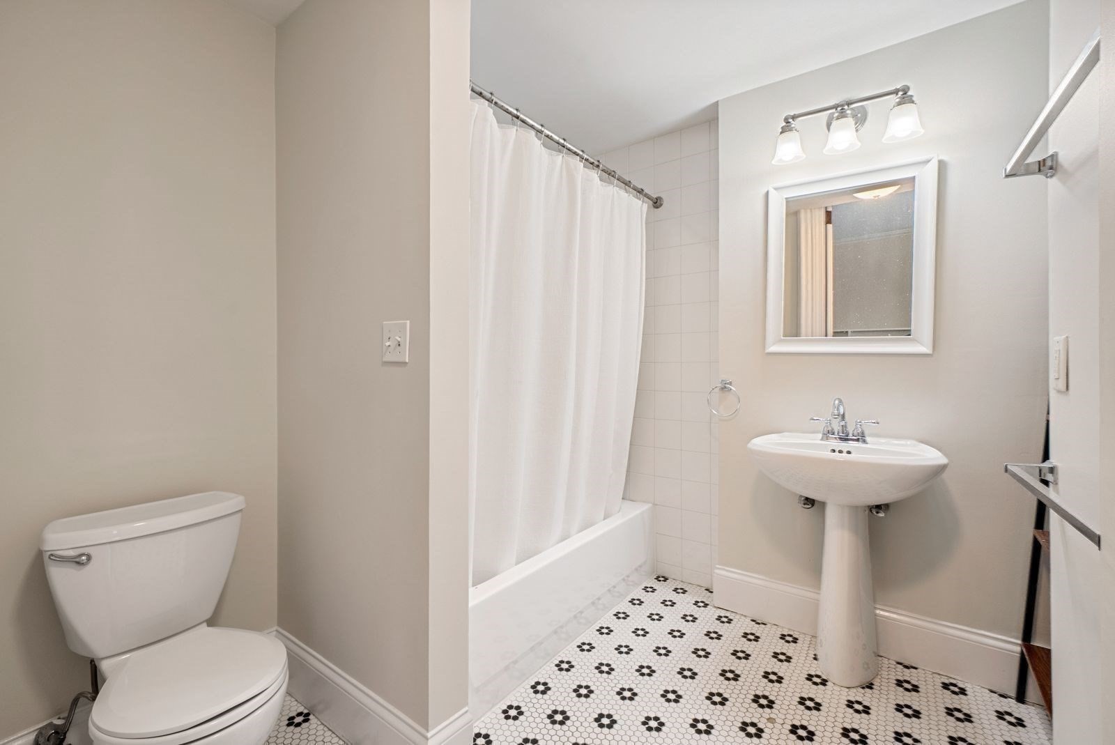 662 Tremont St Unit 3, South End, Boston, MA 02118 - Image 13