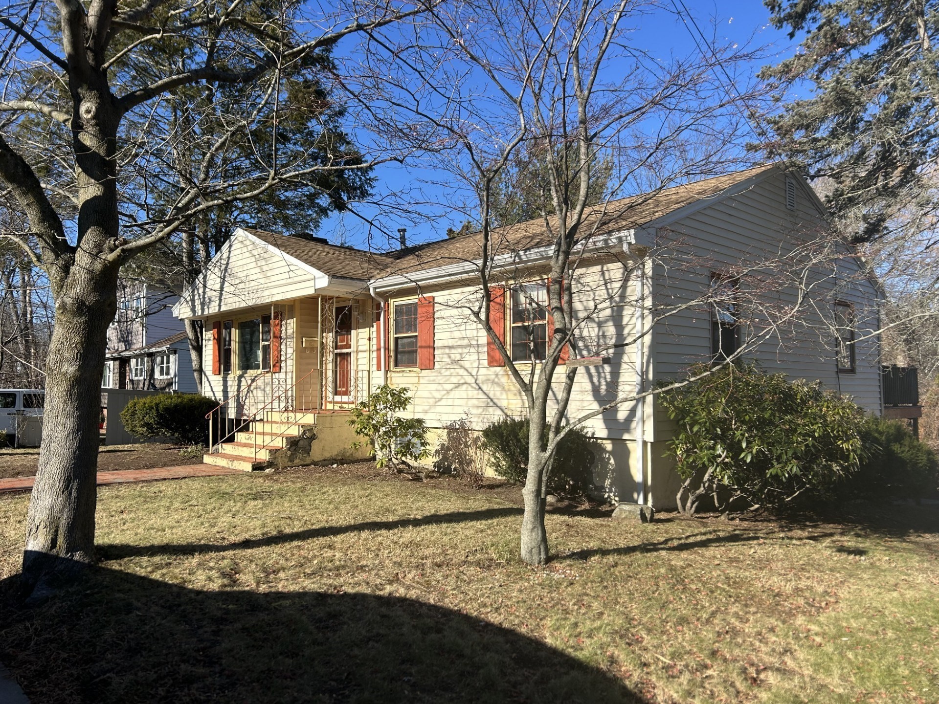 48 Burnett St, Melrose, MA 02176 - Image 2