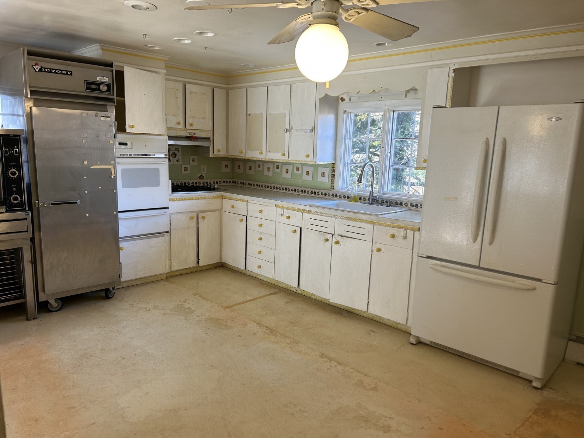 48 Burnett St, Melrose, MA 02176 - Image 6
