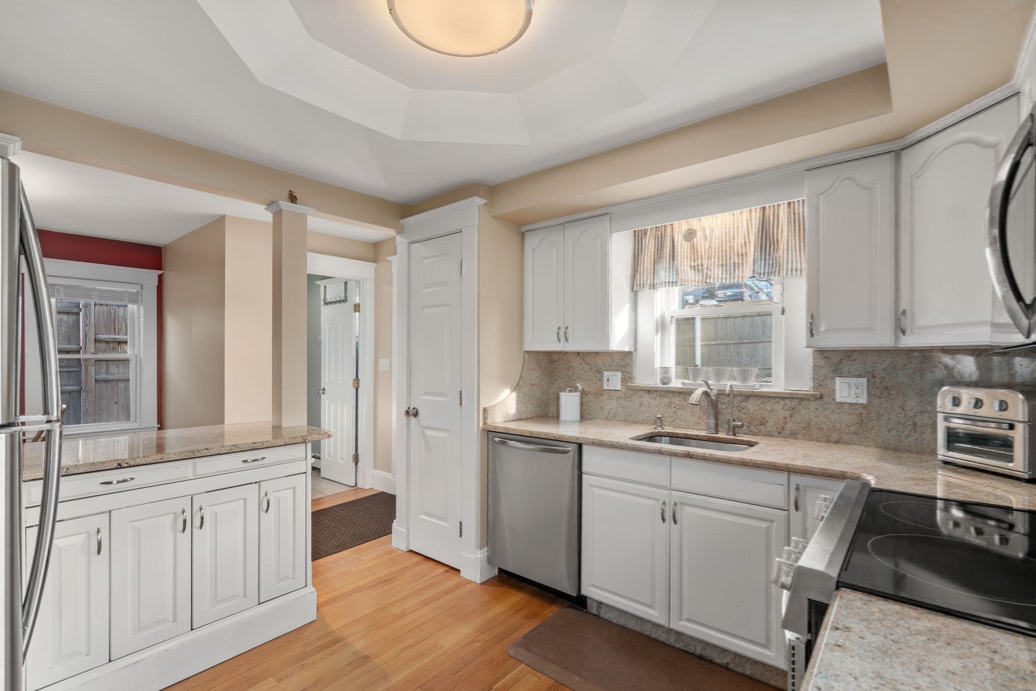 194 College Farm Rd, Waltham, MA 02451 - Image 8