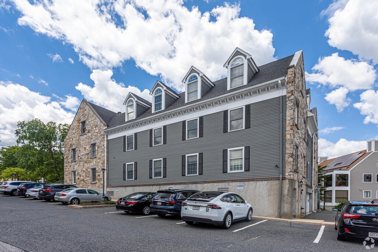 10 Union St, Natick, MA 01760 - Image 2