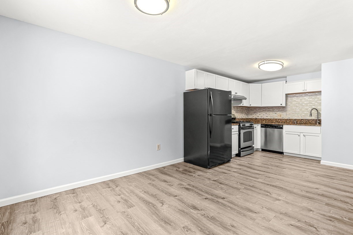 14 Centercrest Dr Unit 14, Tyngsborough, MA 01879 - Image 7