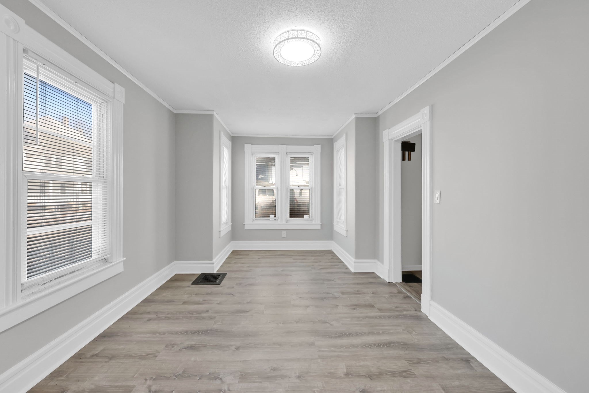 140 Dickinson St, Springfield, MA 01108 - Image 20