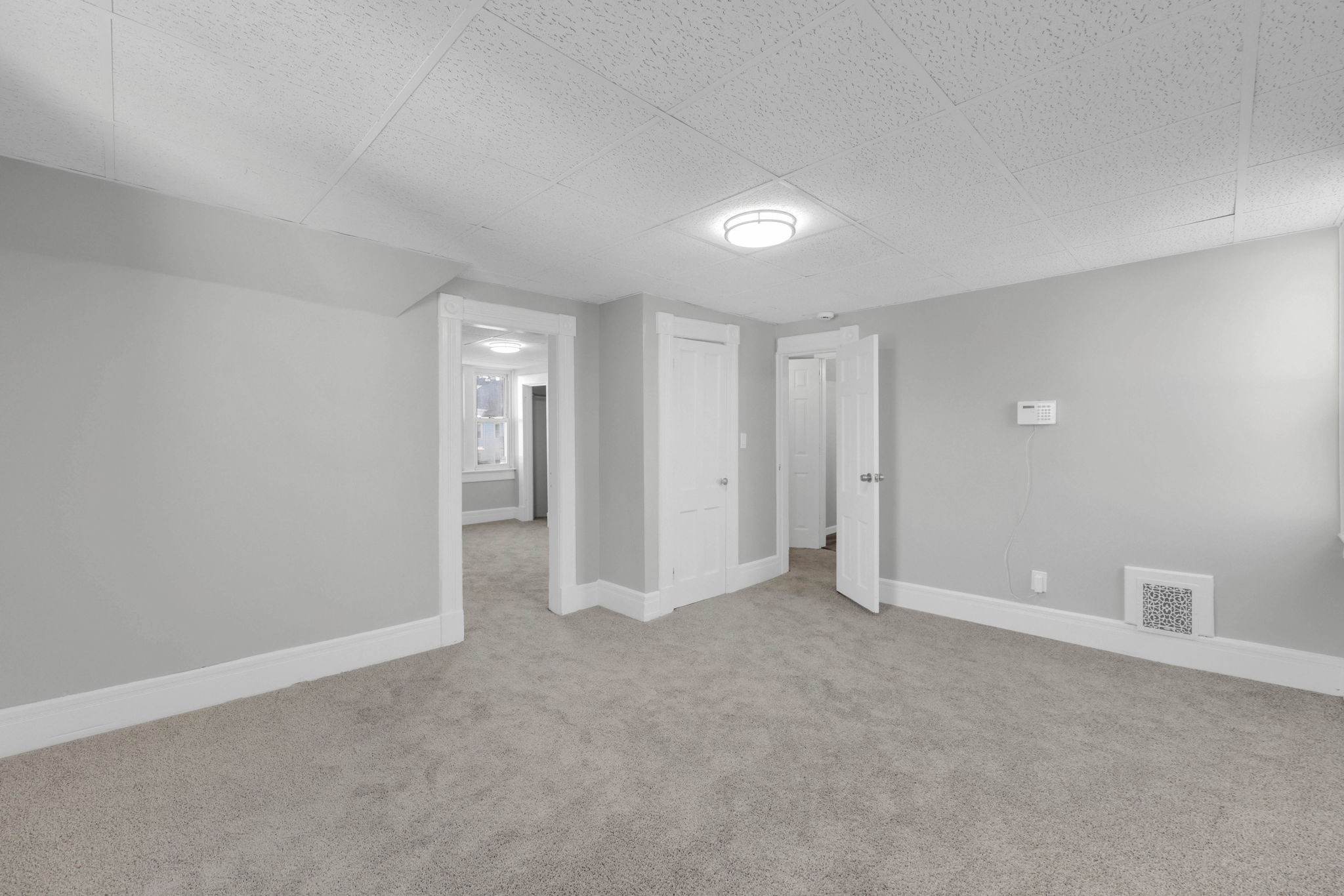 140 Dickinson St, Springfield, MA 01108 - Image 34