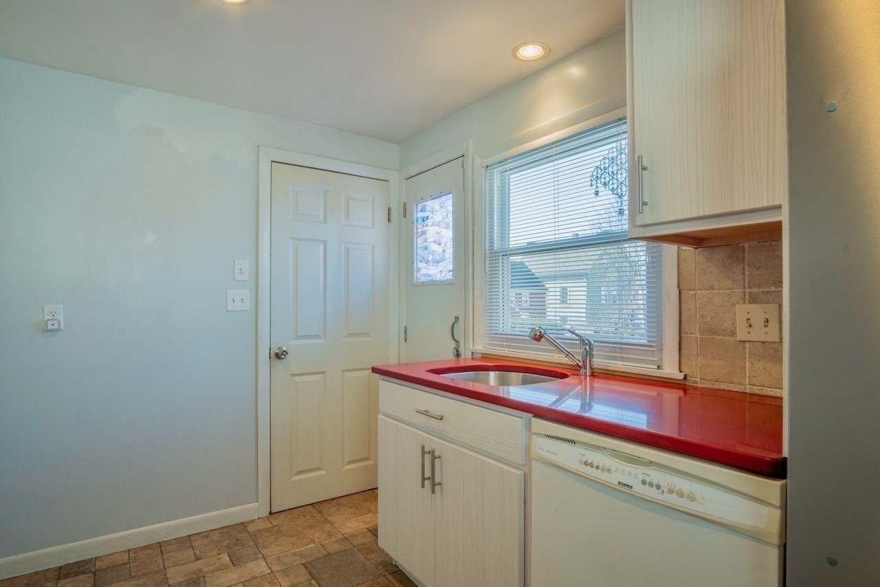 146 Burrill St, Swampscott, MA 01907 - Image 30