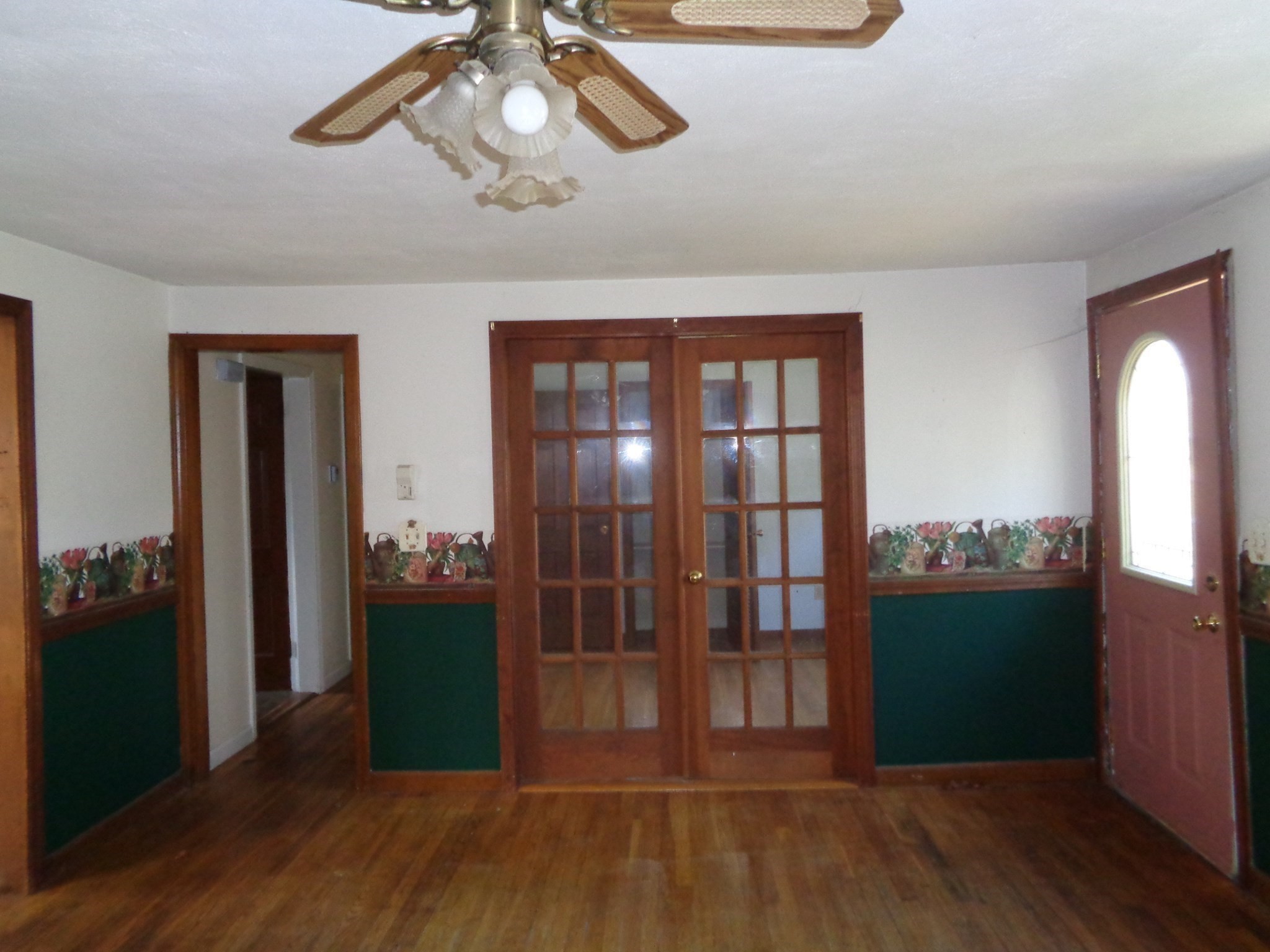 20 Marc Ave, Southbridge, MA 01550 - Image 12