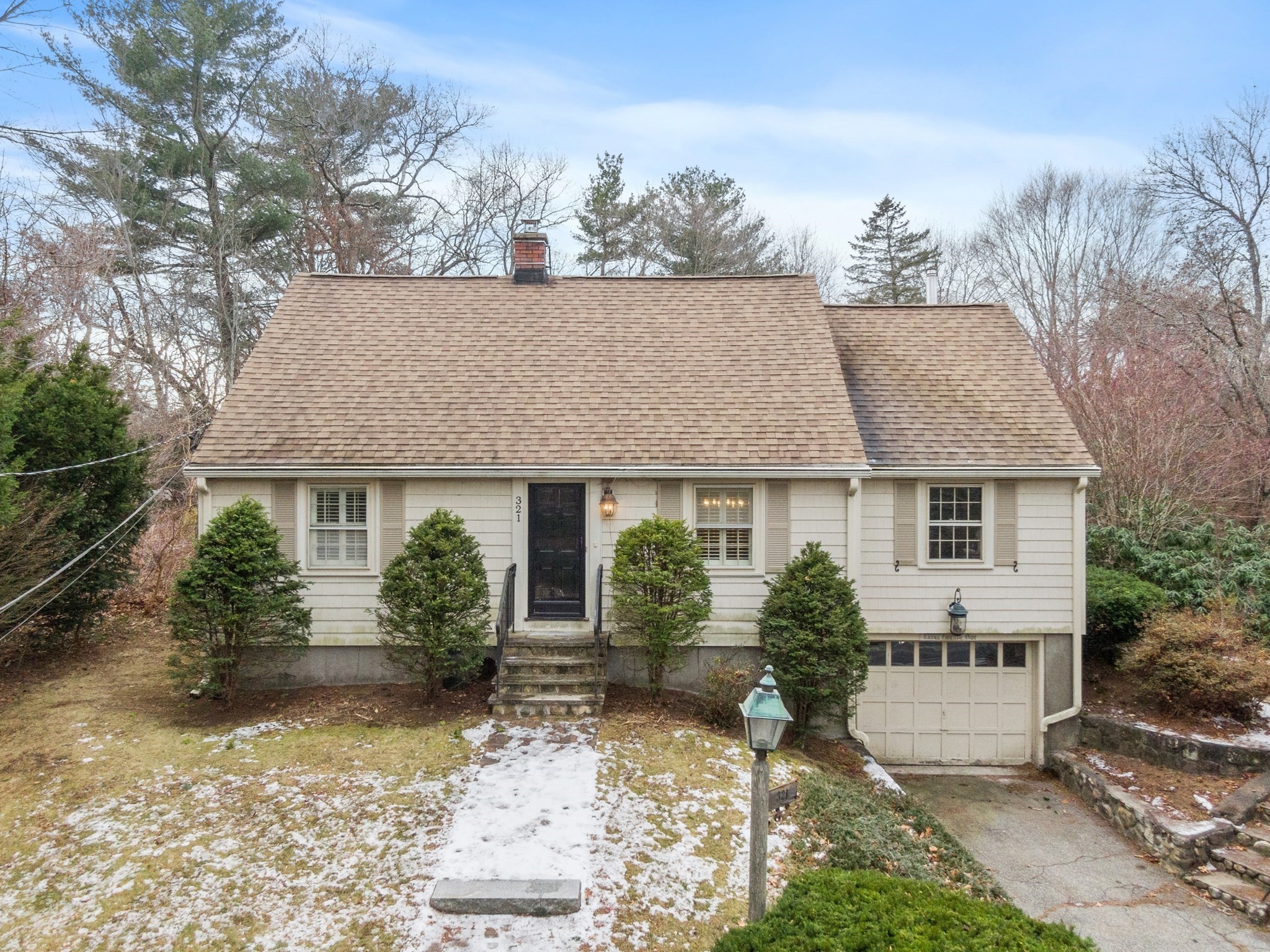 321 Cambridge St, Burlington, MA 01803