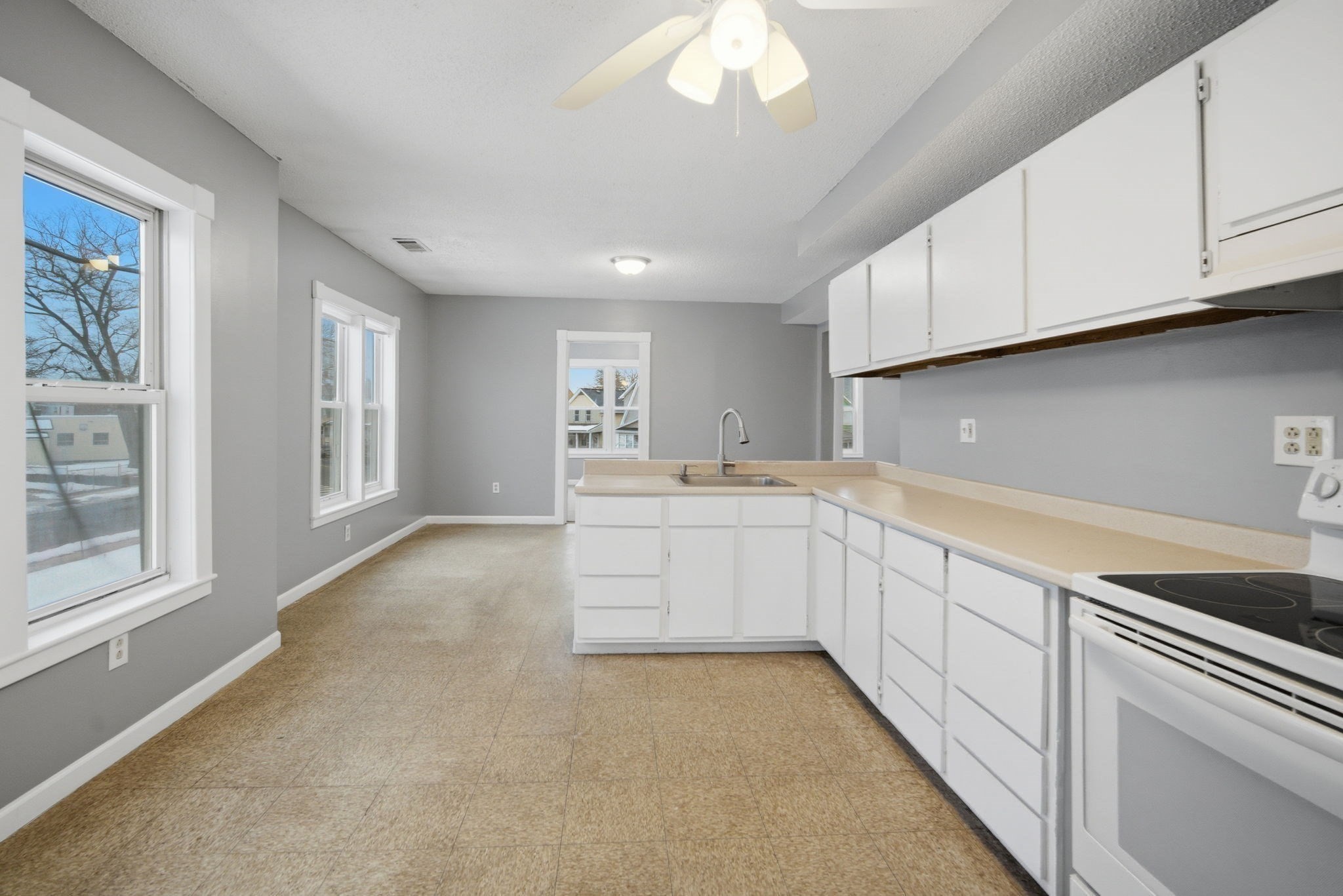 882 Liberty St, Springfield, MA 01104 - Image 6