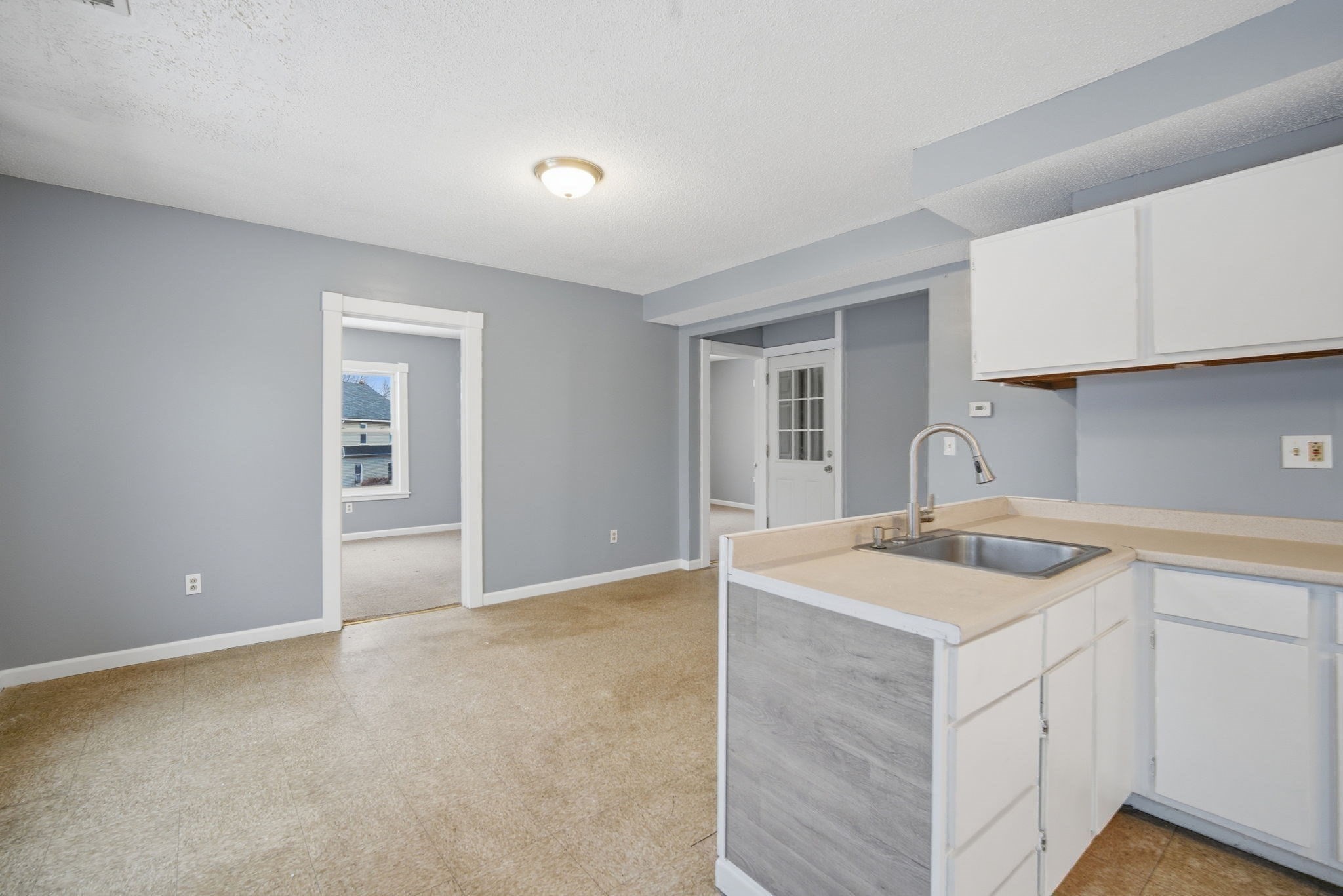 882 Liberty St, Springfield, MA 01104 - Image 8