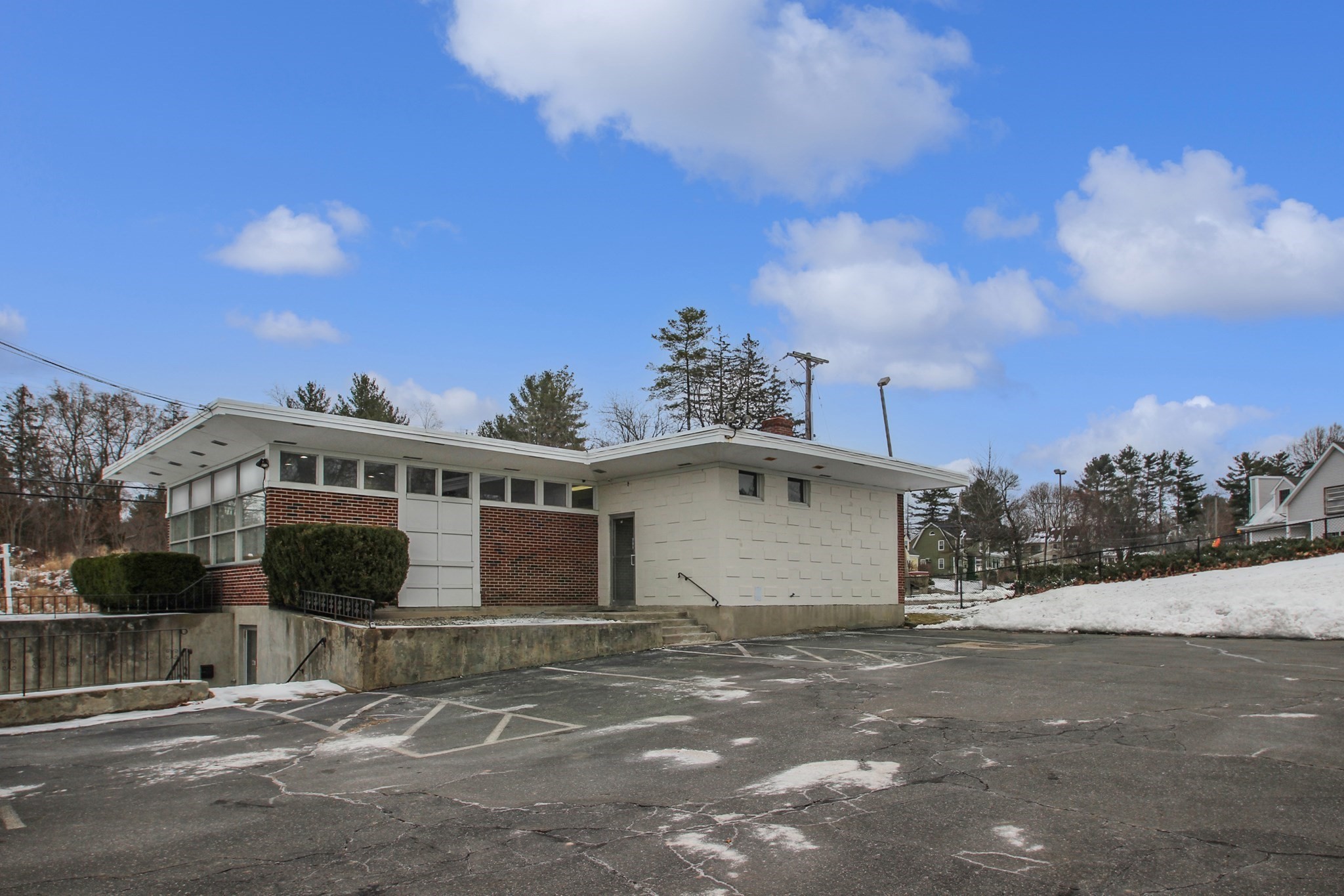 460 Broadway, Methuen, MA 01844 - Image 2