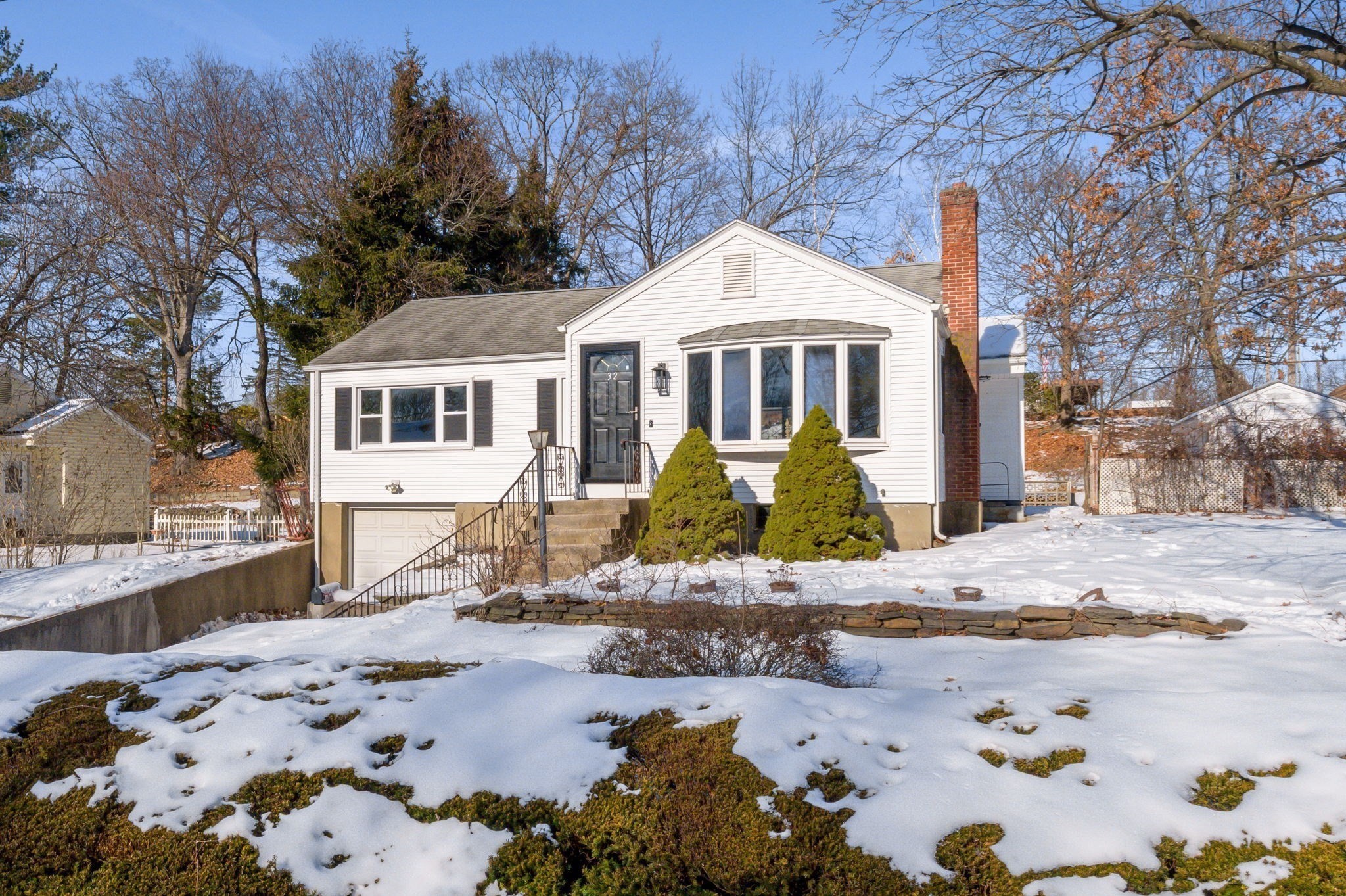 32 Debra Dr, Chicopee, MA 01020