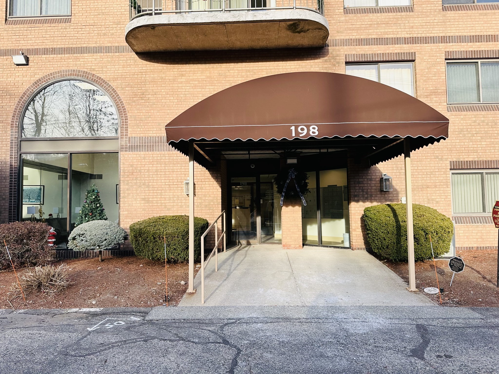 198 Locust Unit 308, Lynn, MA 01904 - Image 2