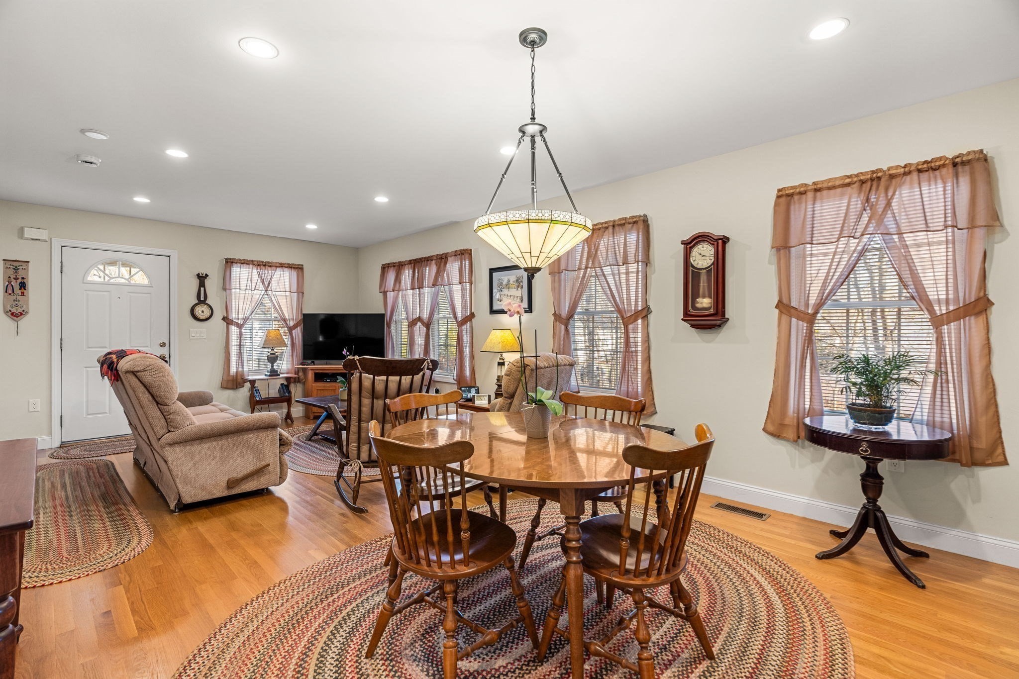 28 Van Norden Rd, Woburn, MA 01801 - Image 11