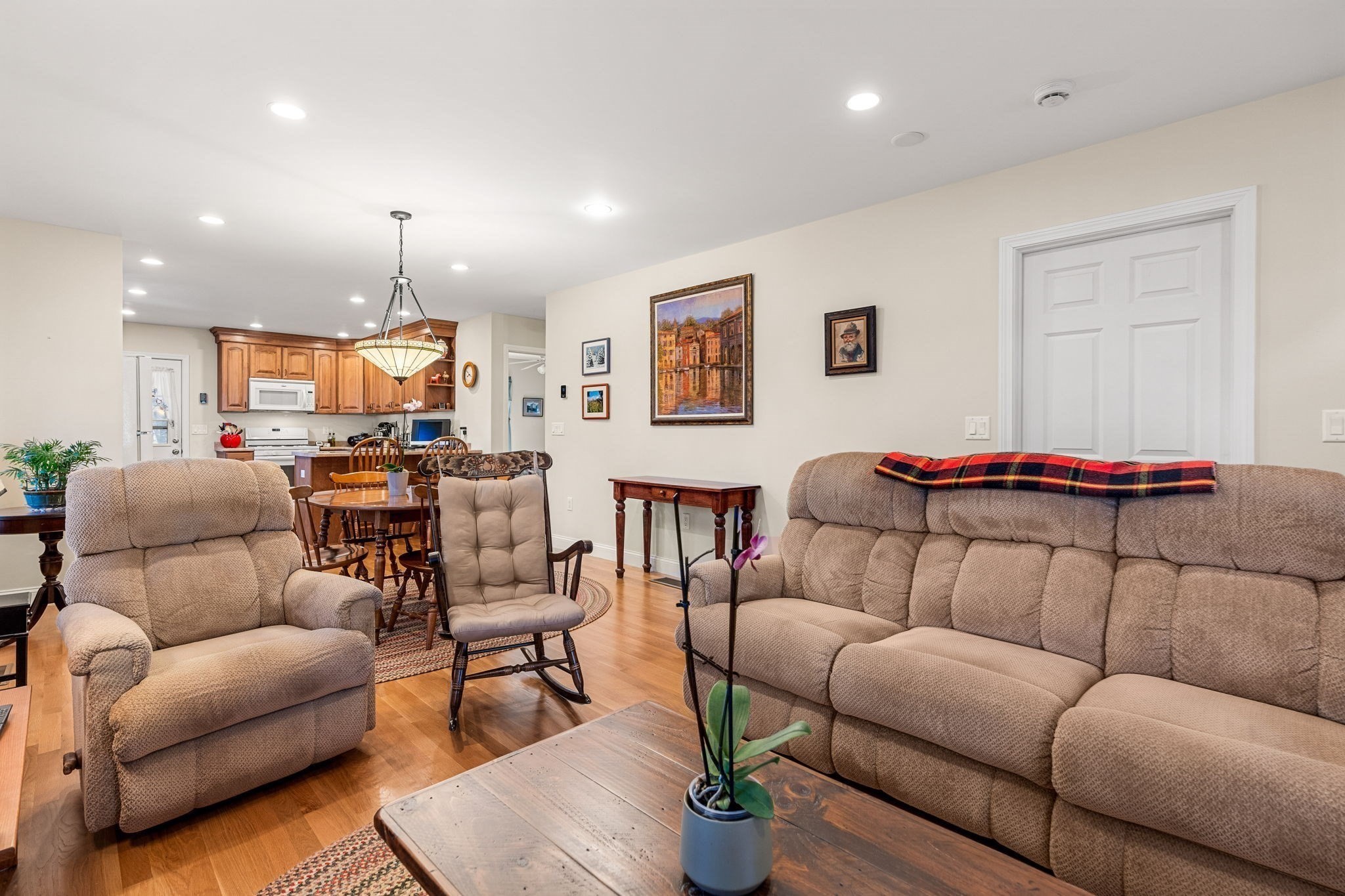 28 Van Norden Rd, Woburn, MA 01801 - Image 13