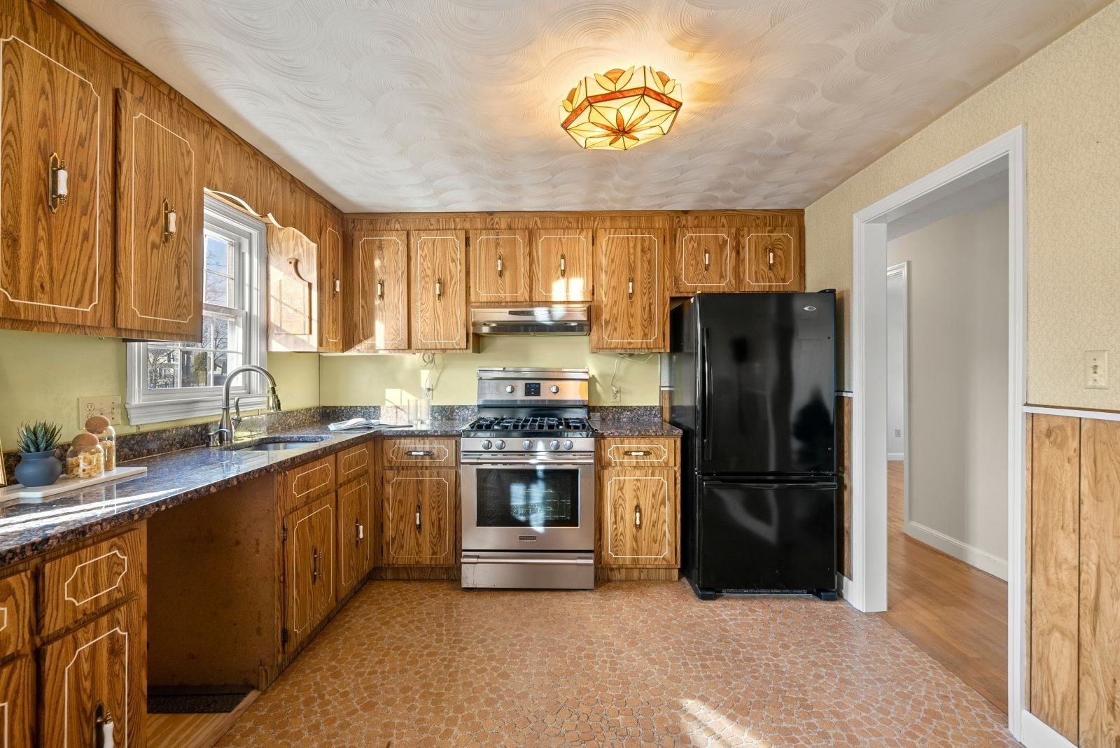 19 Rock Island Road, Quincy, MA 02169 - Image 6