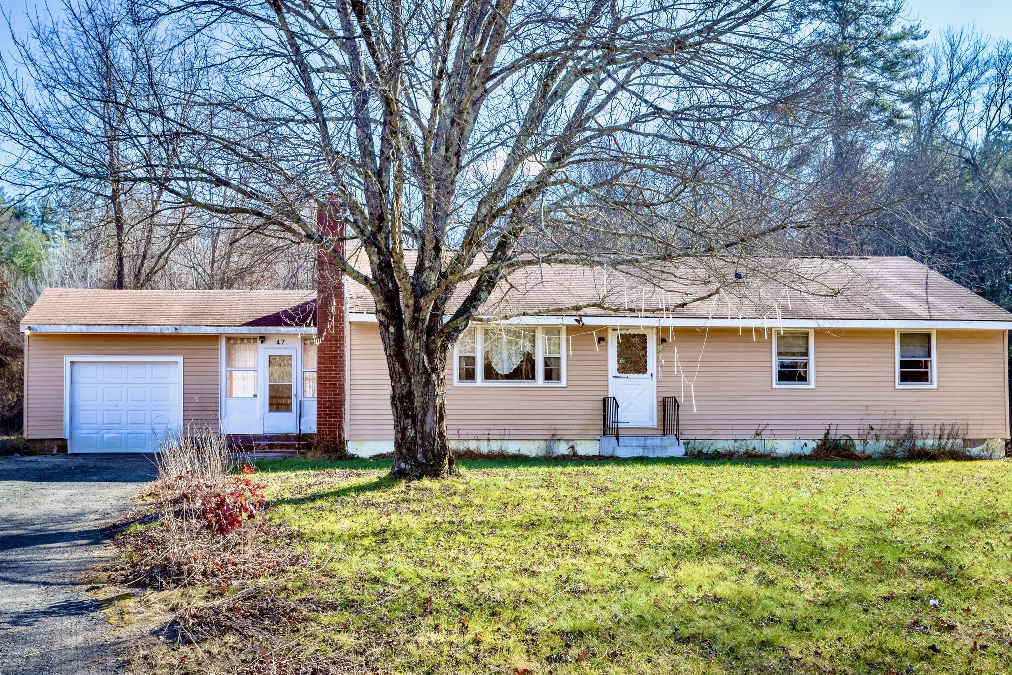 47 Jaeger Drive, Westfield, MA 01085 - Image 2