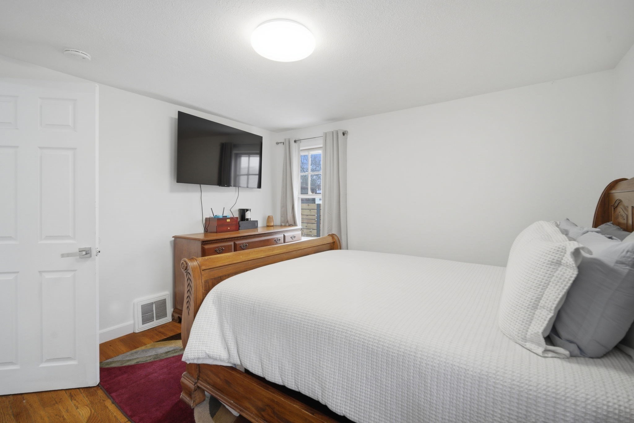 72 W Bay Path Ter, Springfield, MA 01109 - Image 15