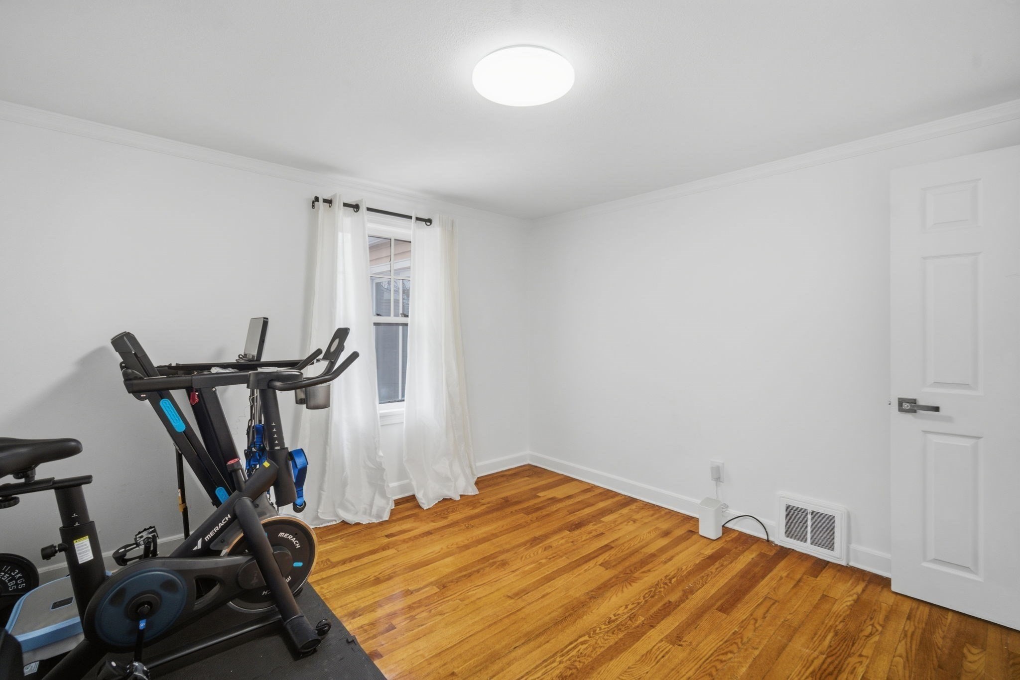 72 W Bay Path Ter, Springfield, MA 01109 - Image 16