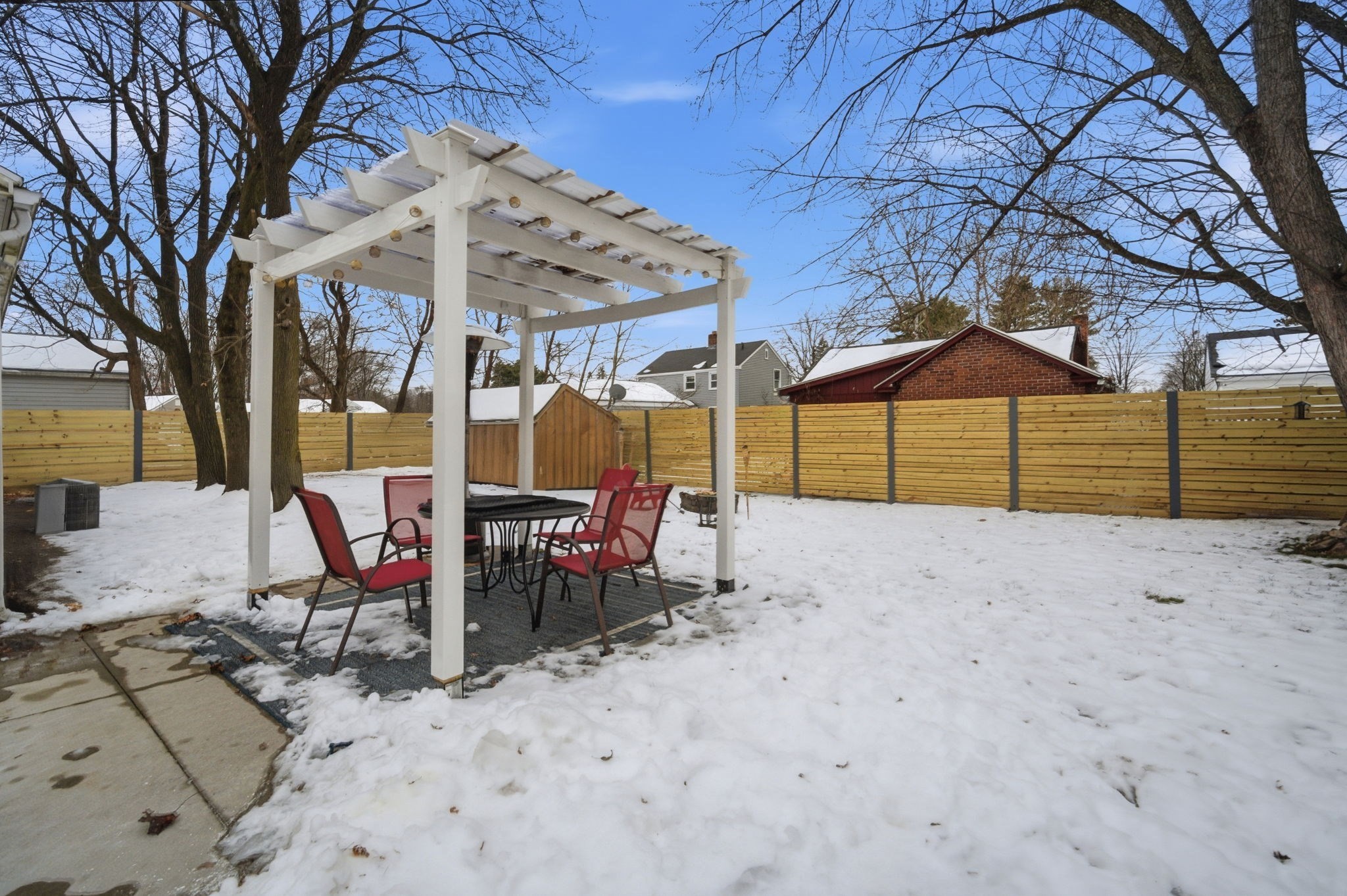 72 W Bay Path Ter, Springfield, MA 01109 - Image 24