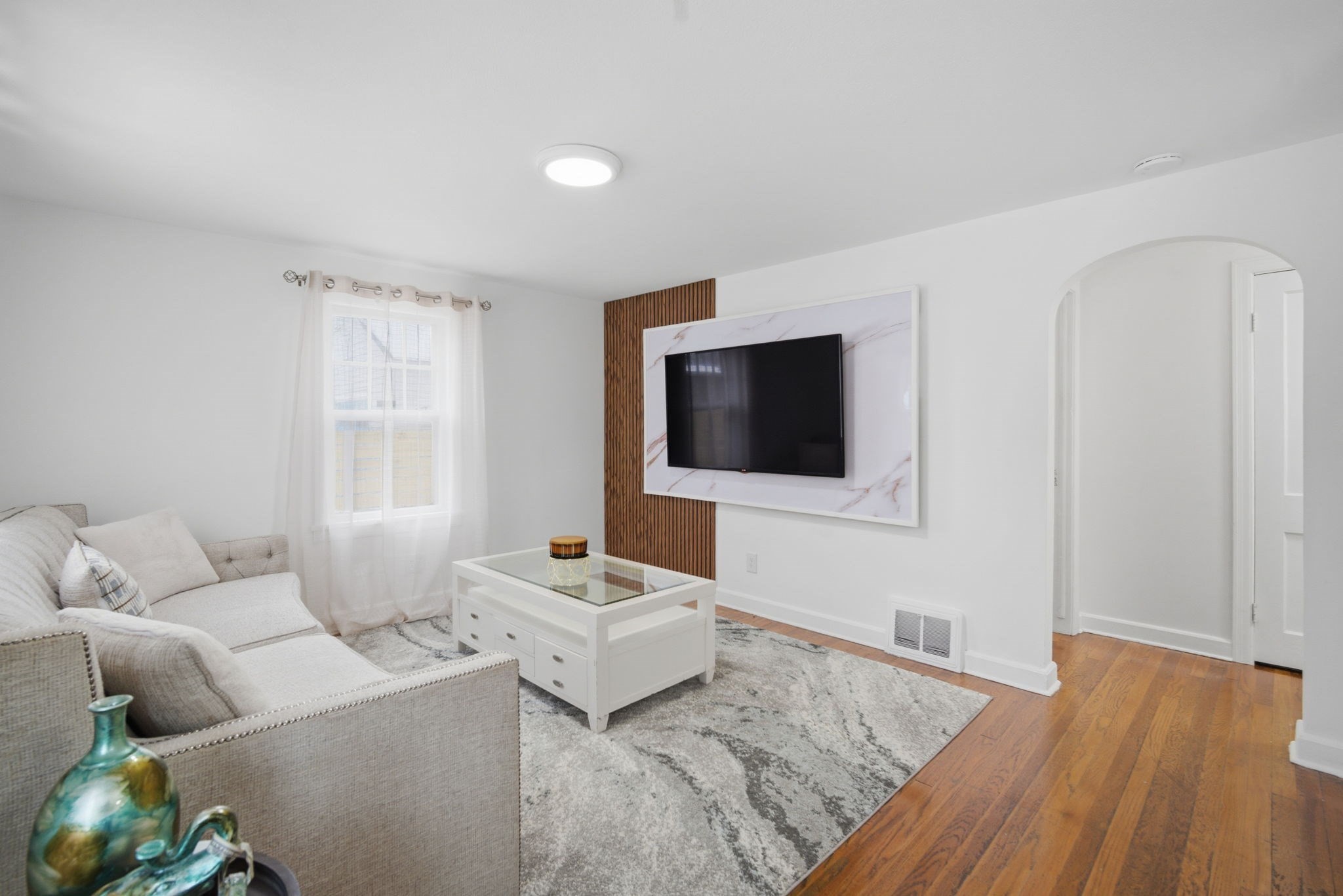72 W Bay Path Ter, Springfield, MA 01109 - Image 10