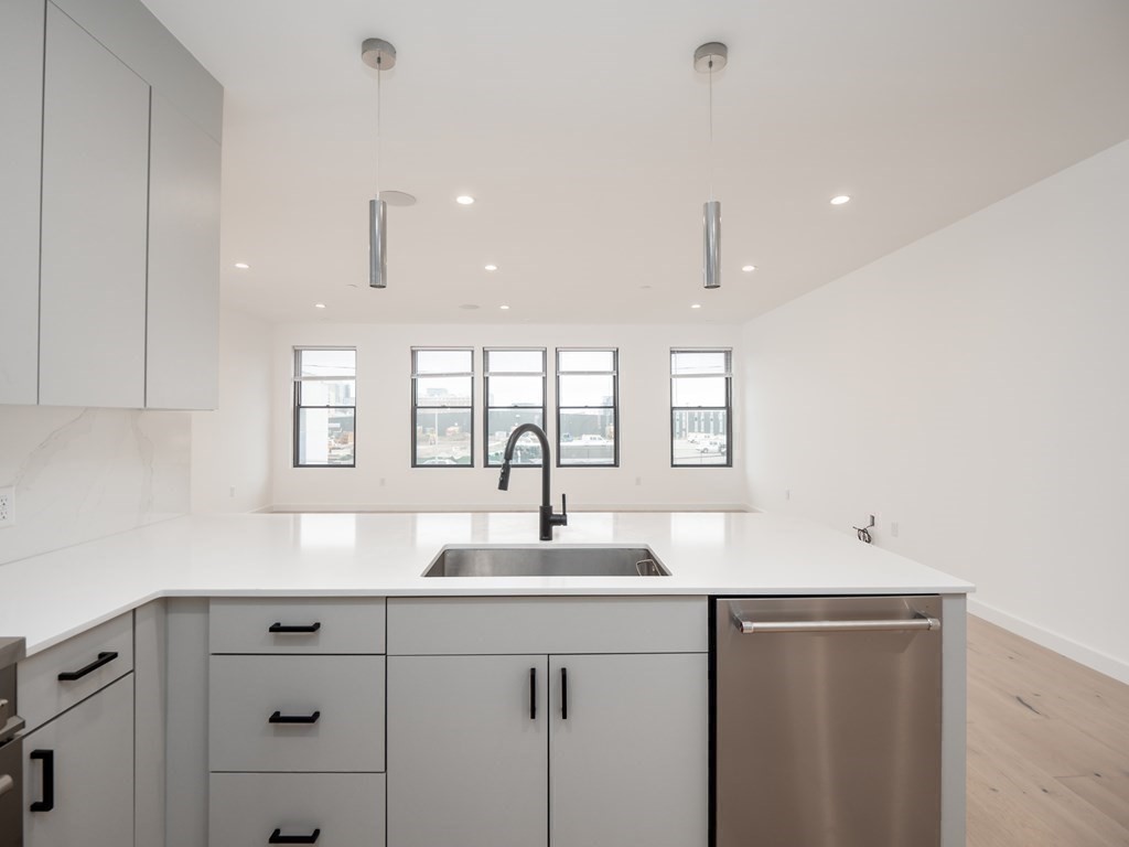 340 West 2nd Street Unit 19, South Boston, Boston, MA 02127 - Image 8