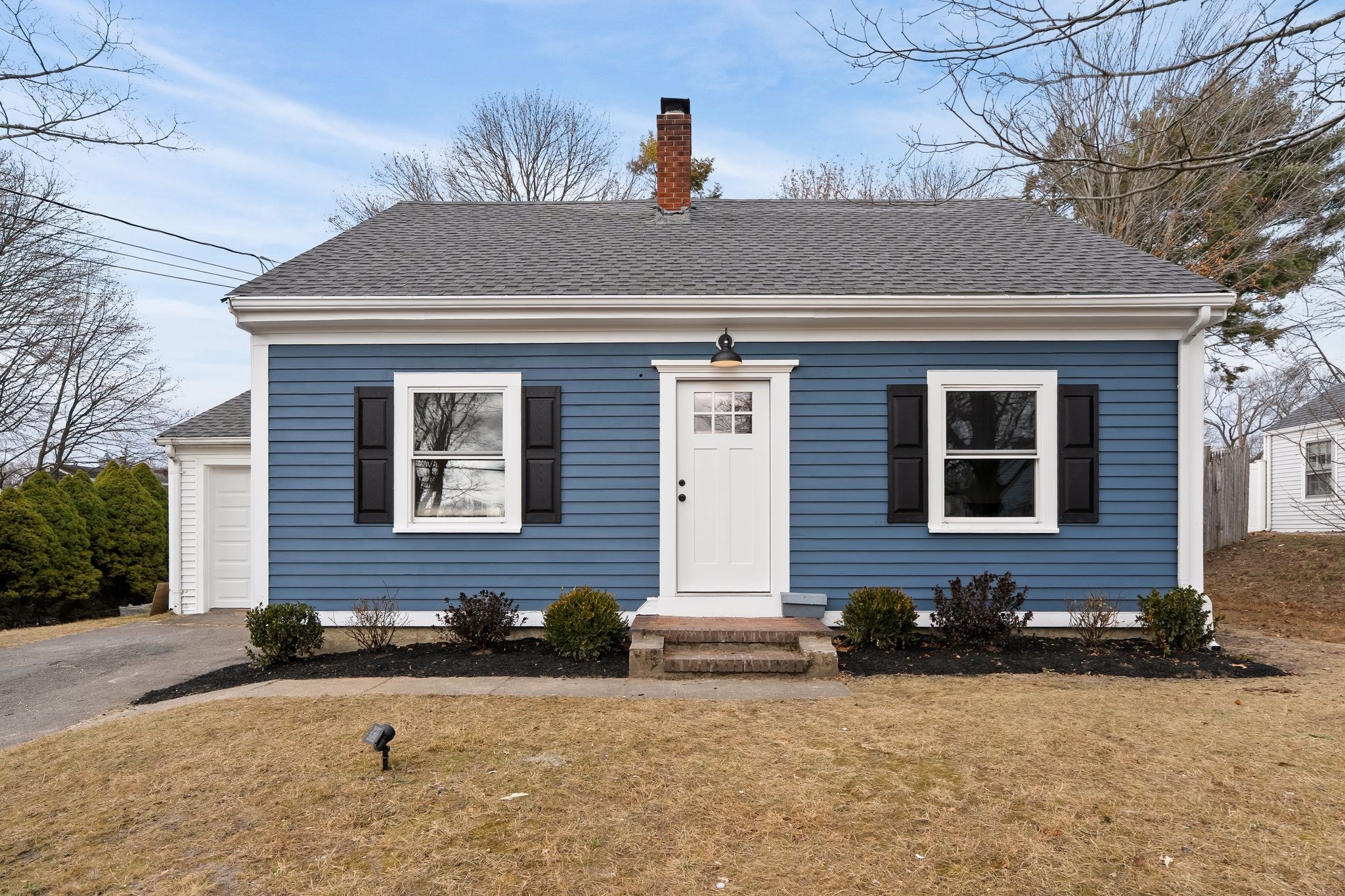 74 Magnolia St, Braintree, MA 02184