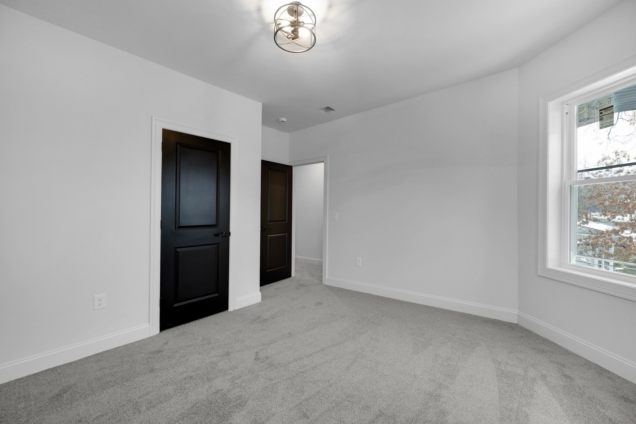 104 Lincoln St, Holyoke, MA 01040 - Image 29