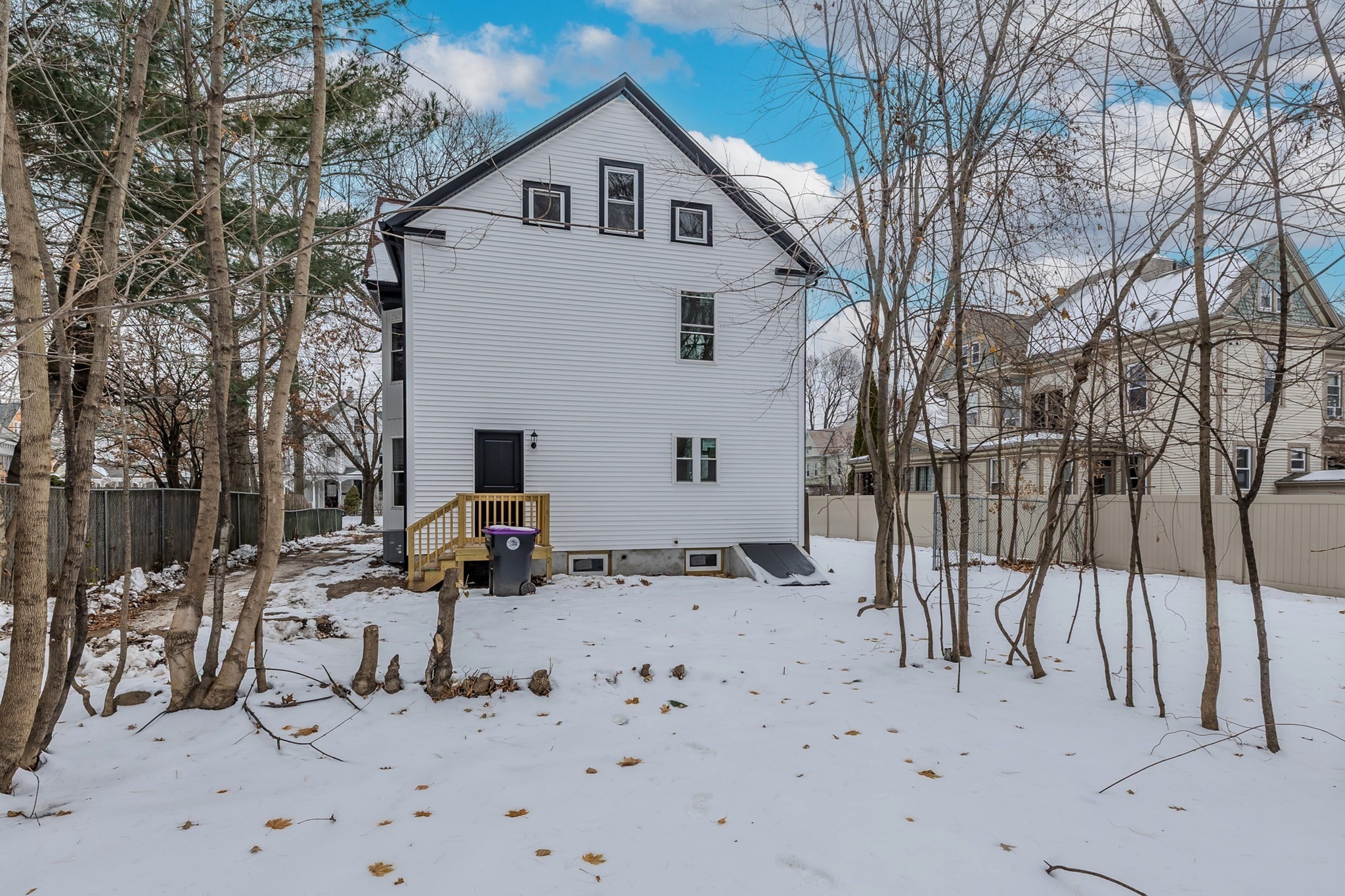 104 Lincoln St, Holyoke, MA 01040 - Image 34