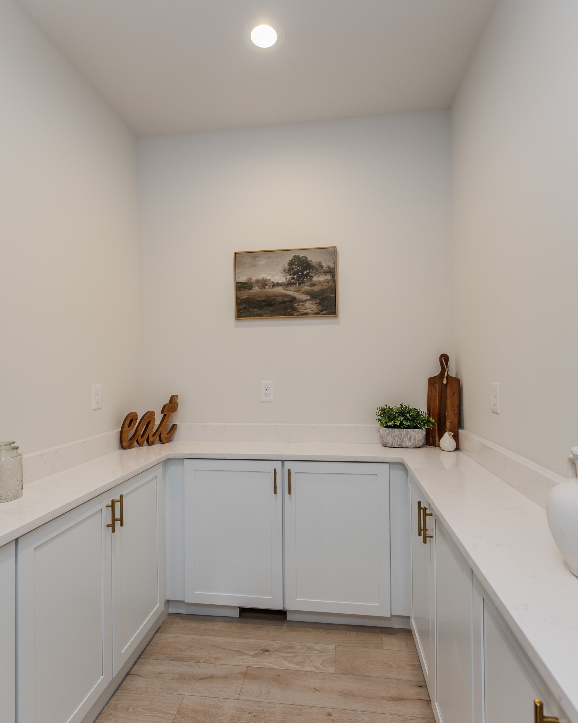 104 Lincoln St, Holyoke, MA 01040 - Image 7