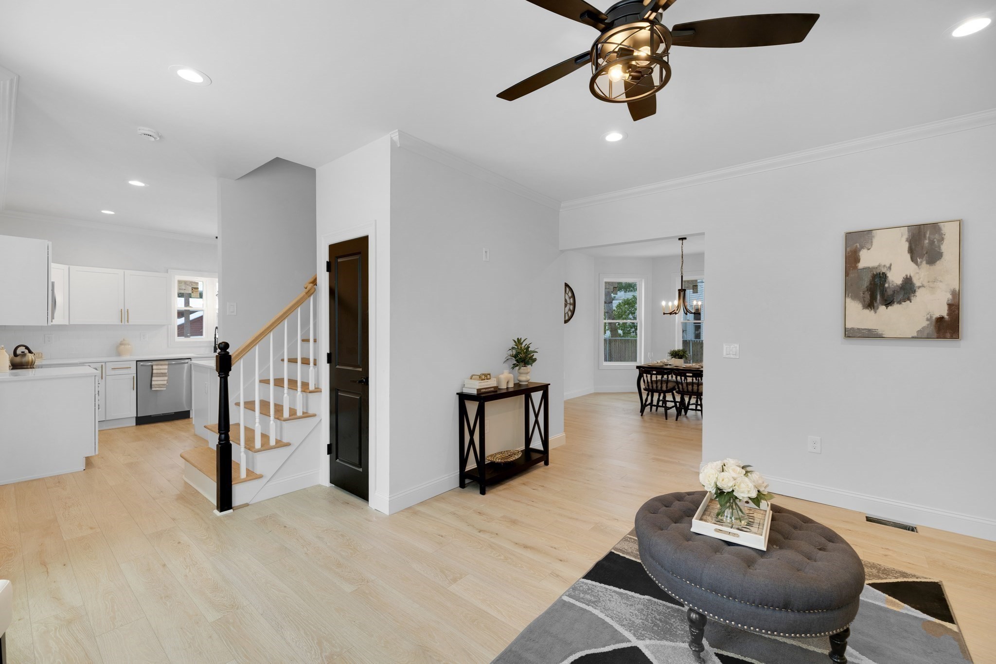 104 Lincoln St, Holyoke, MA 01040 - Image 8