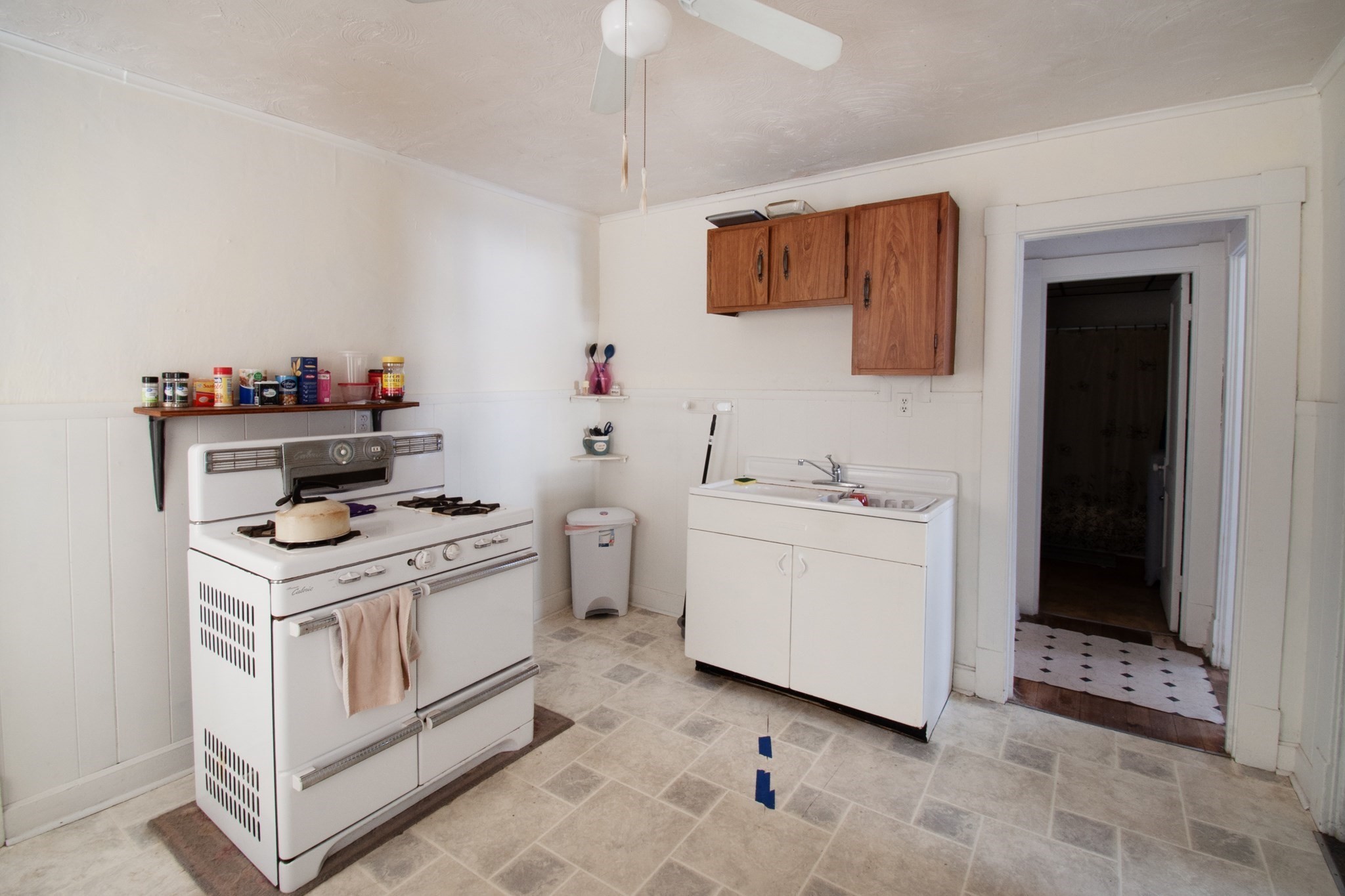 39 Malden St, Springfield, MA 01108 - Image 2