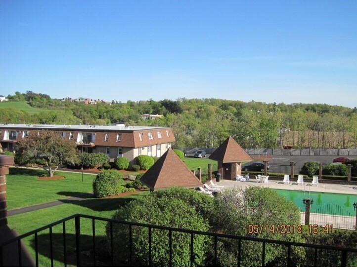 18 Williamsburg Ct Unit 23, Shrewsbury, MA 01545 - Image 4