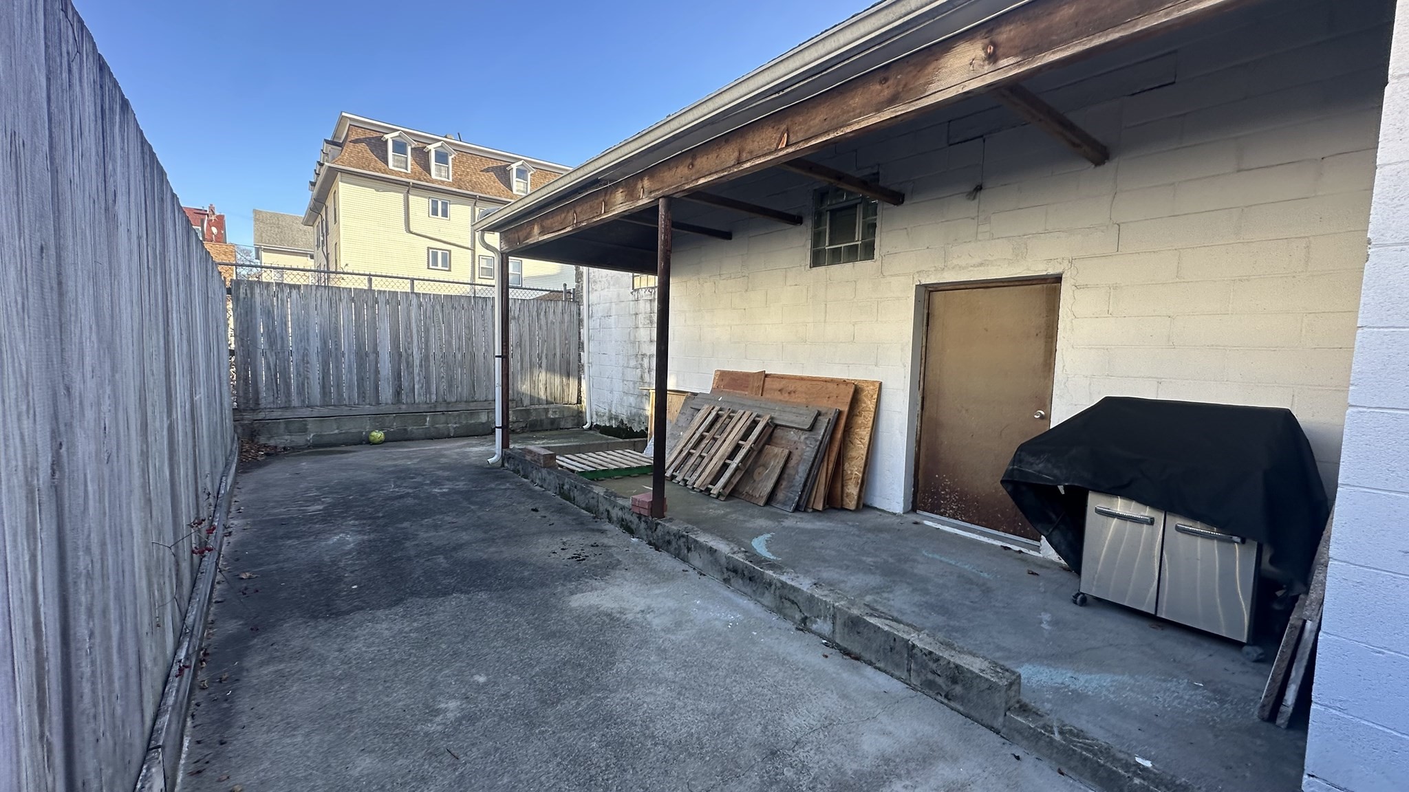 330 William St, Fall River, MA 02721 - Image 3