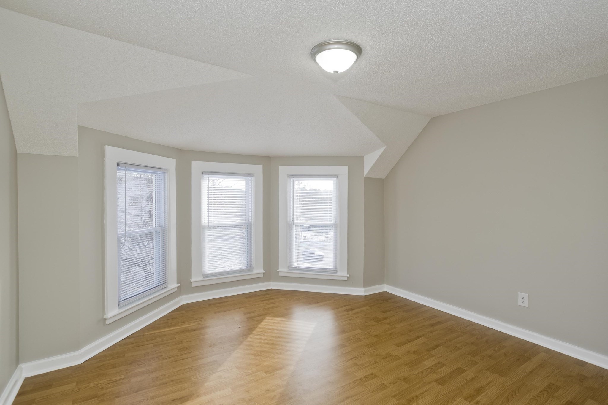 28 Miller St, Ludlow, MA 01056 - Image 24