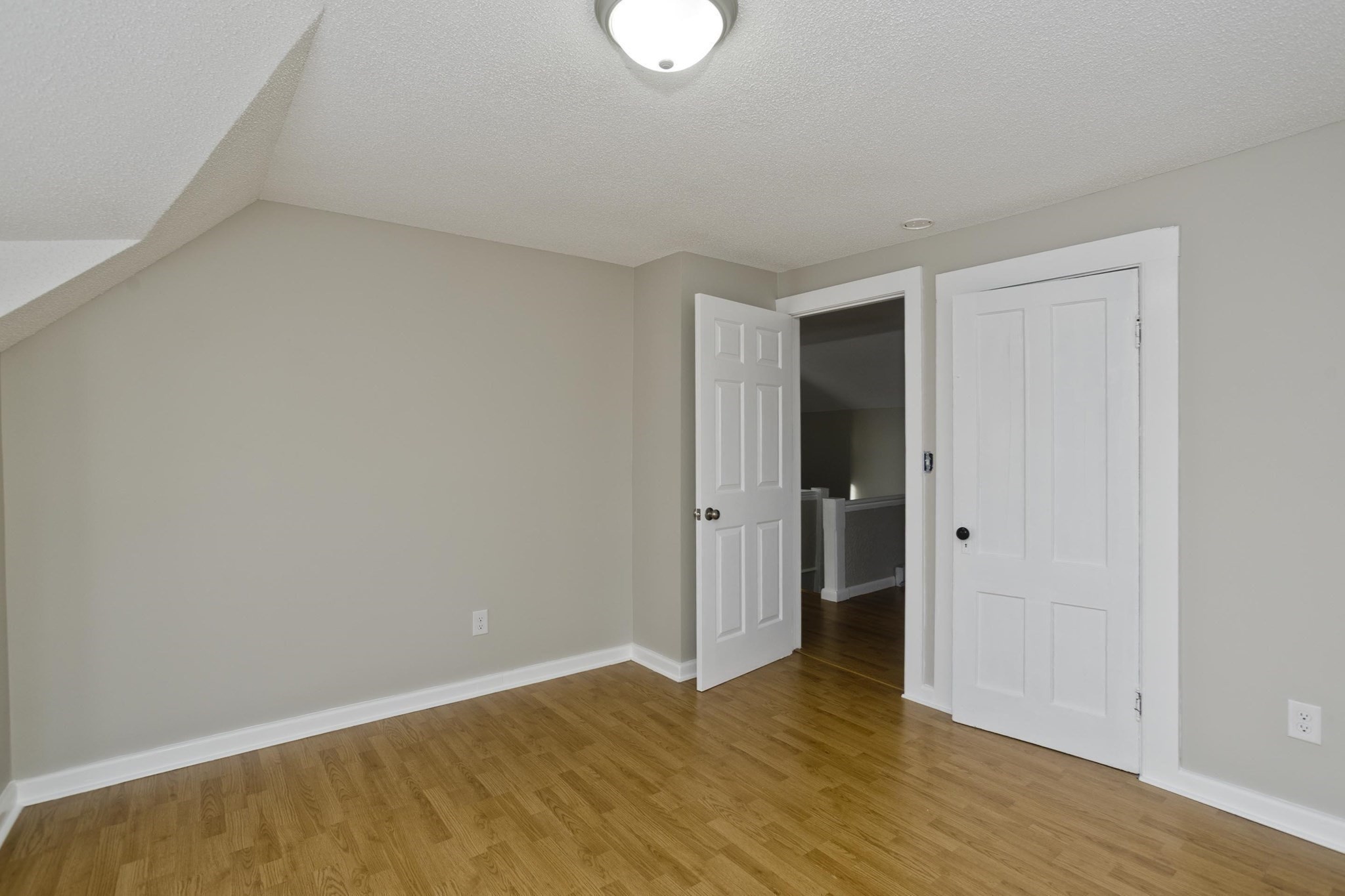 28 Miller St, Ludlow, MA 01056 - Image 26