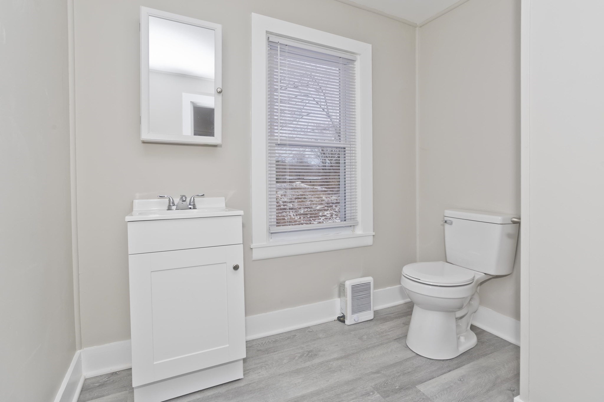 28 Miller St, Ludlow, MA 01056 - Image 31