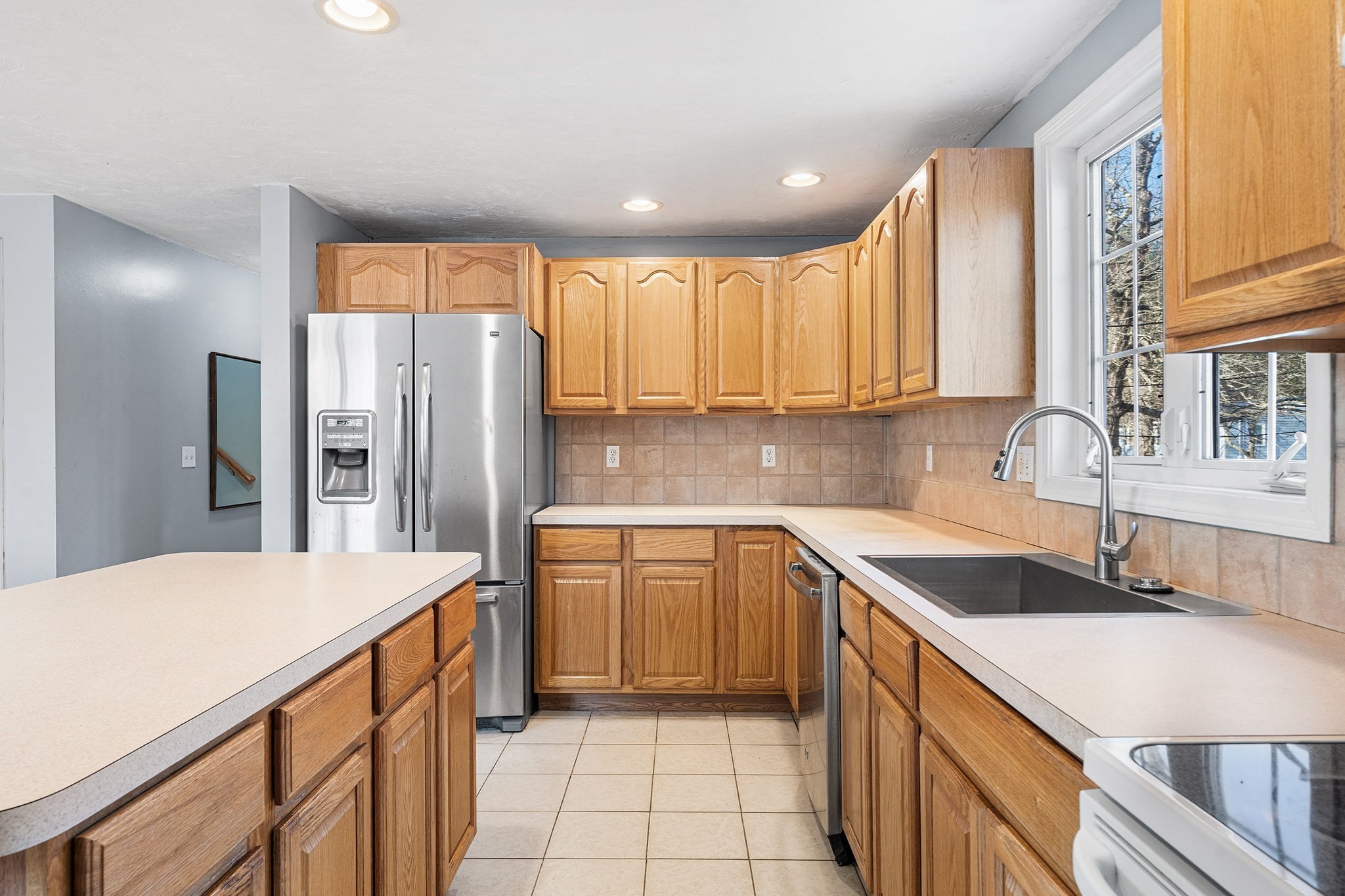 52 Deanville Rd, Attleboro, MA 02703 - Image 7