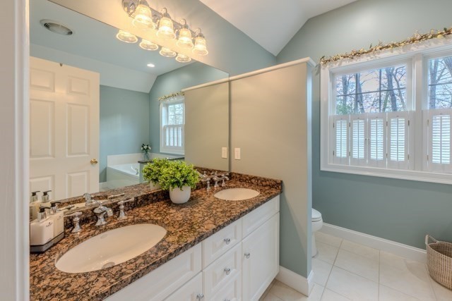 15 Peachey Cir Unit 204, Middleton, MA 01949 - Image 21