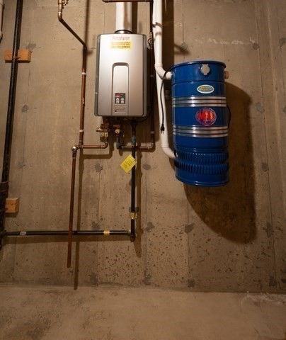 15 Peachey Cir Unit 204, Middleton, MA 01949 - Image 32