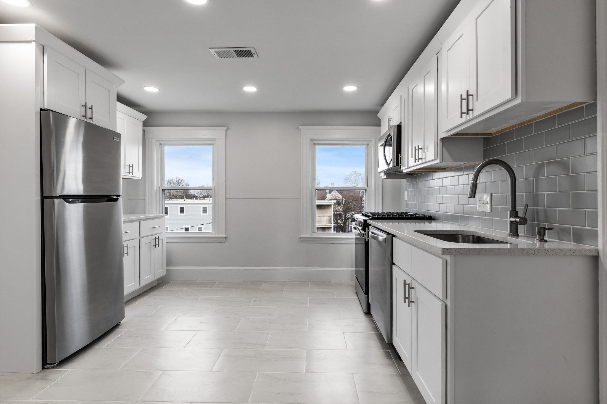 16 Clarkwood St Unit 3, Mattapan, Boston, MA 02126 - Image 3