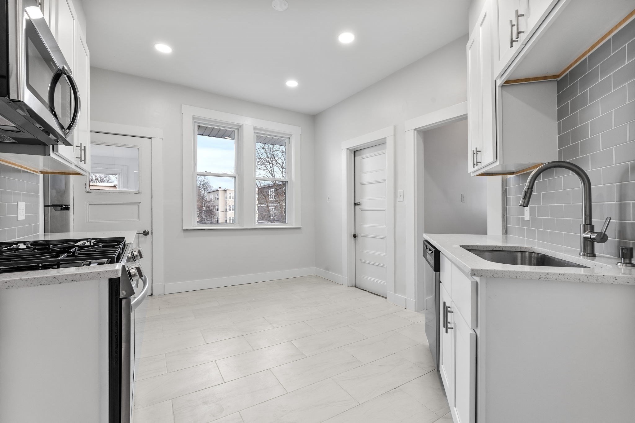 16 Clarkwood St Unit 2, Mattapan, Boston, MA 02126 - Image 4