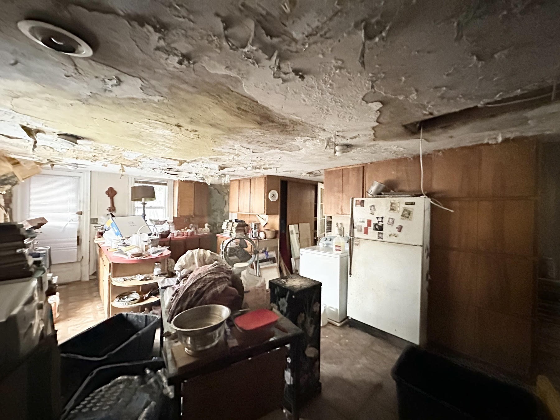 158 Pleasant St, Holyoke, MA 01040 - Image 15